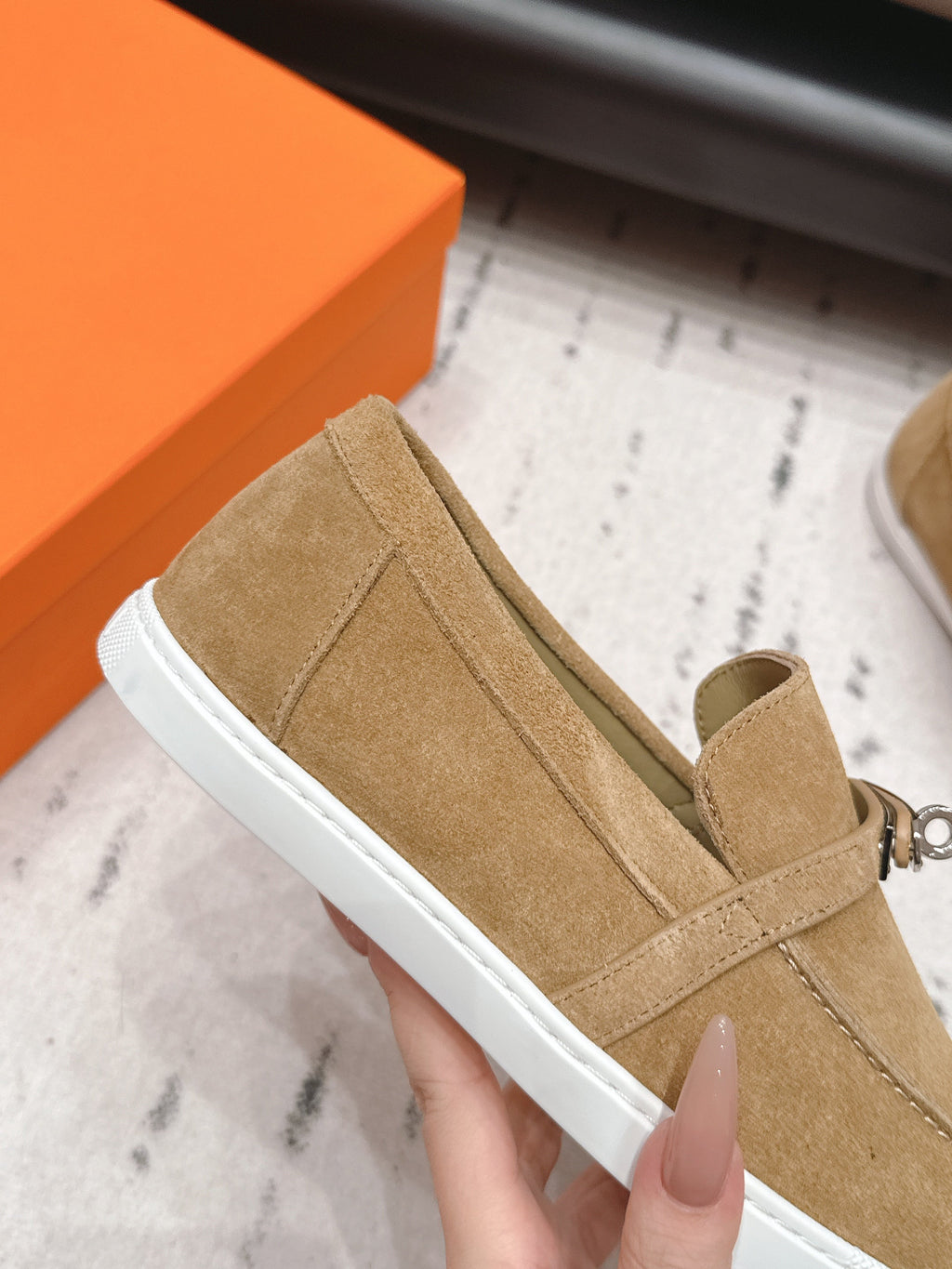 HM 26S KELLY PARIS LOAFERS IN LIGHT BROWN SUEDE SILVER HARDWARE