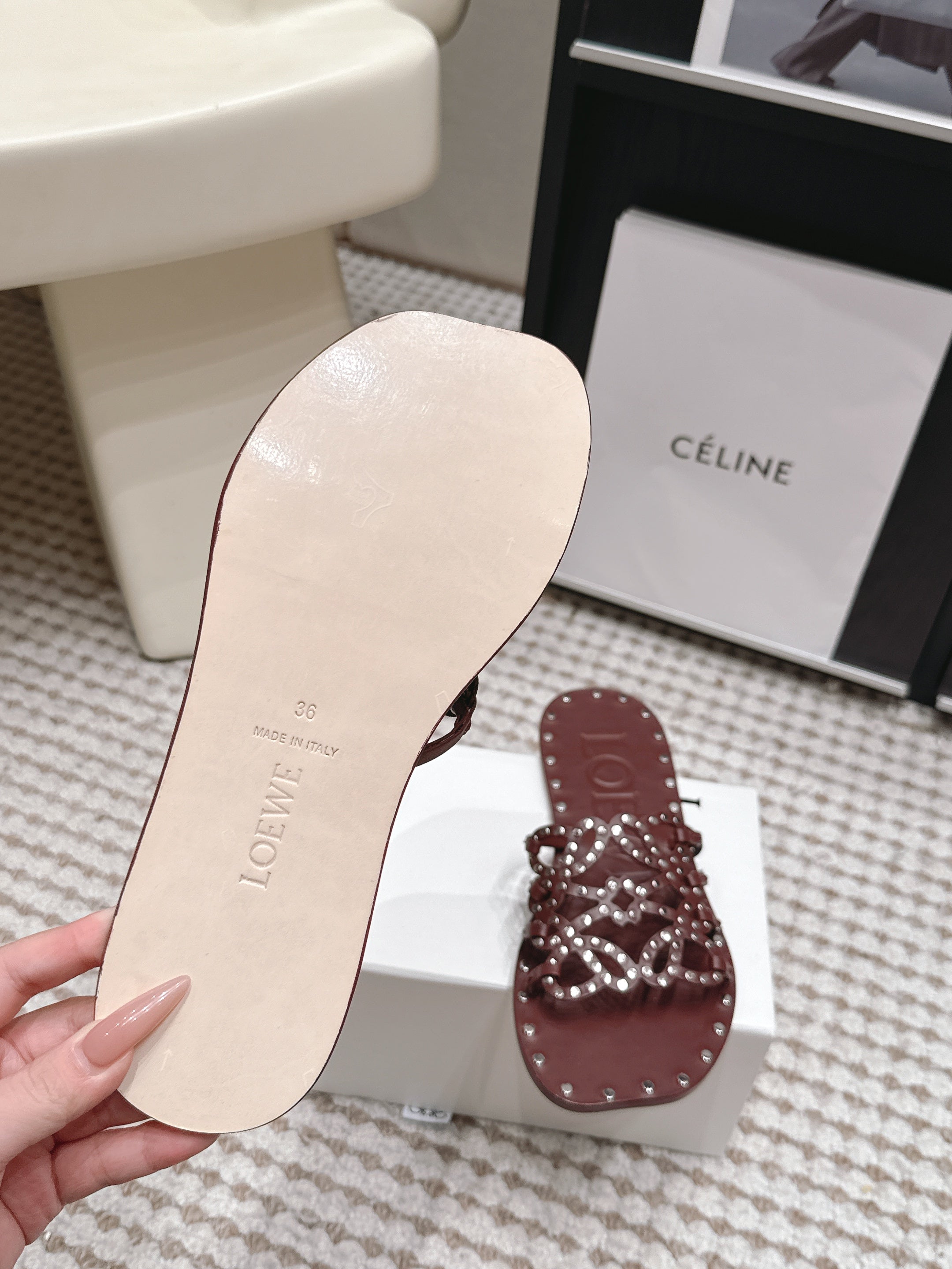LOEWE 26S PETAL ANAGRAM SLIDE IN DARK BROWN CALFSKIN WITH STUDS