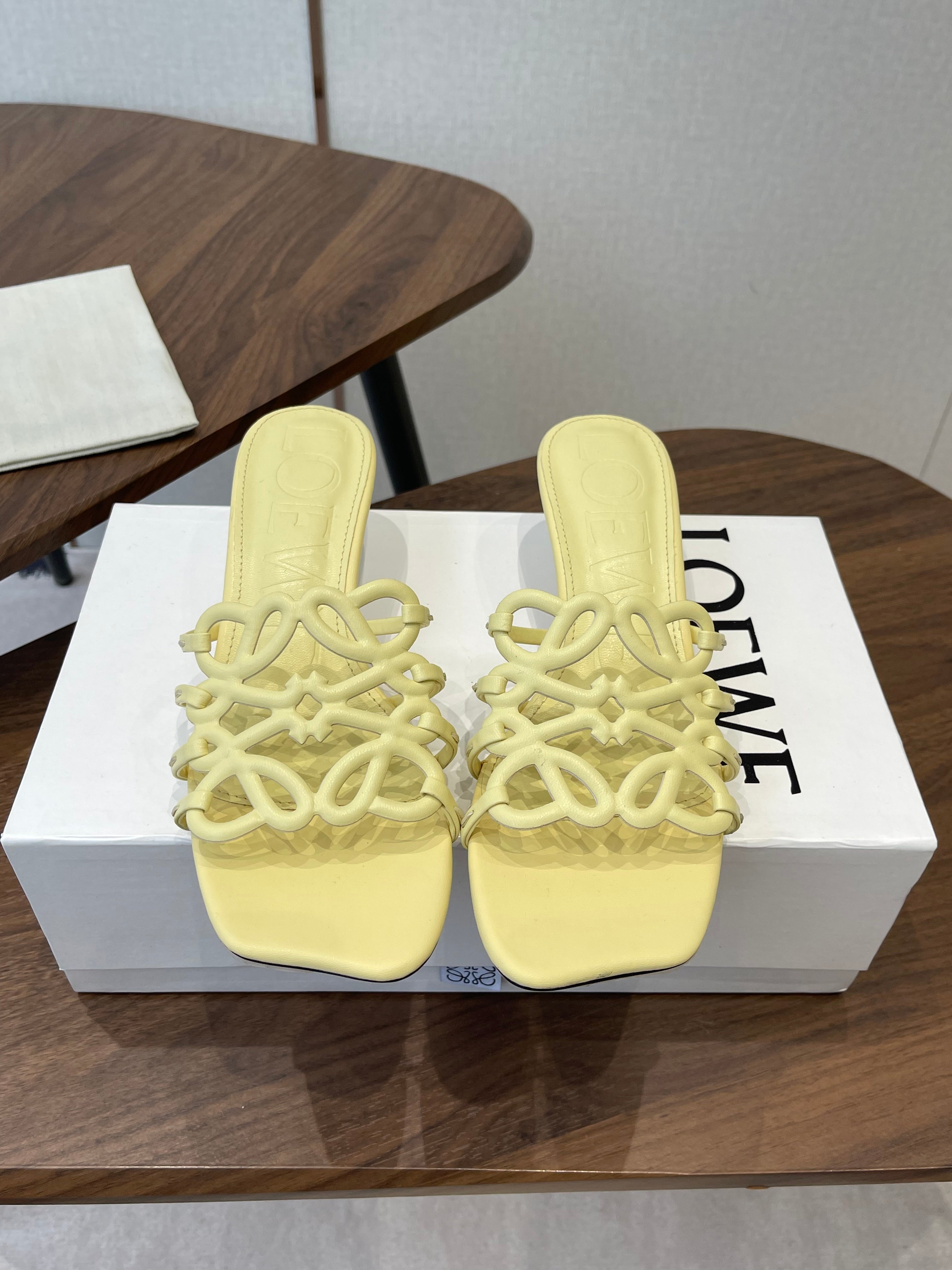 LOEWE 26S HIGH HEEL SANDALS IN BUTTER YELLOW CALFSKIN