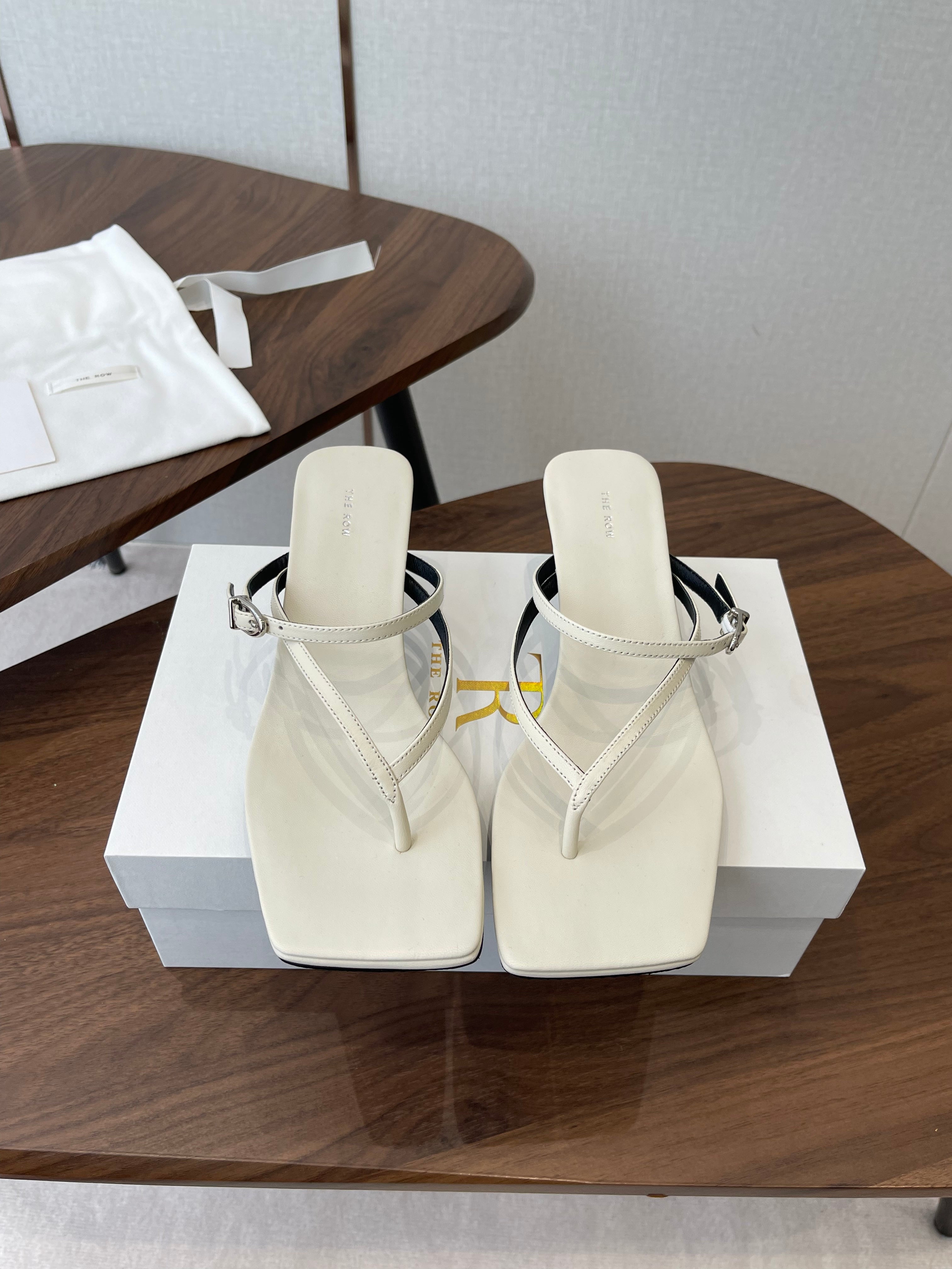 THE ROW 26S SQUARE TOE THONG HEELS IN IVORY WHITE CALFSKIN