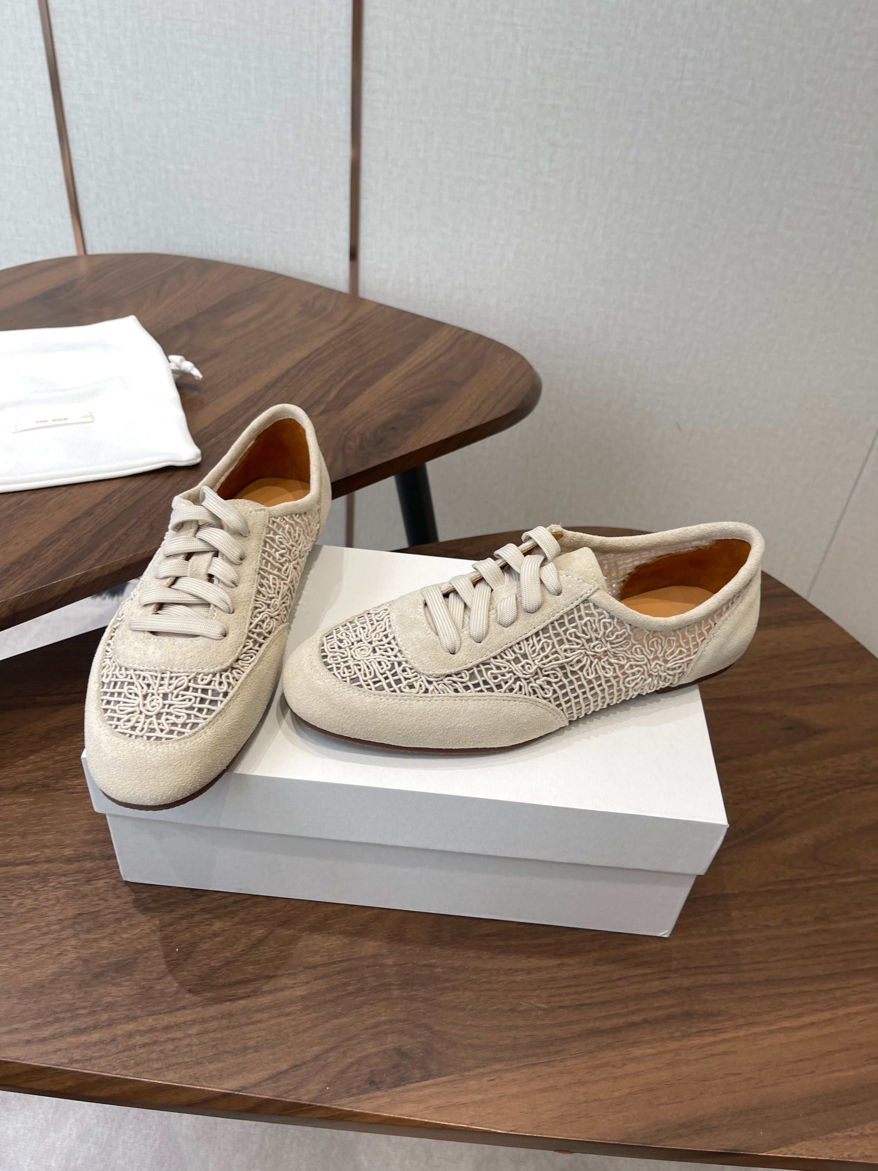 THE ROW 26S LACE UP SNEAKERS IN IVORY BEIGE SUEDE