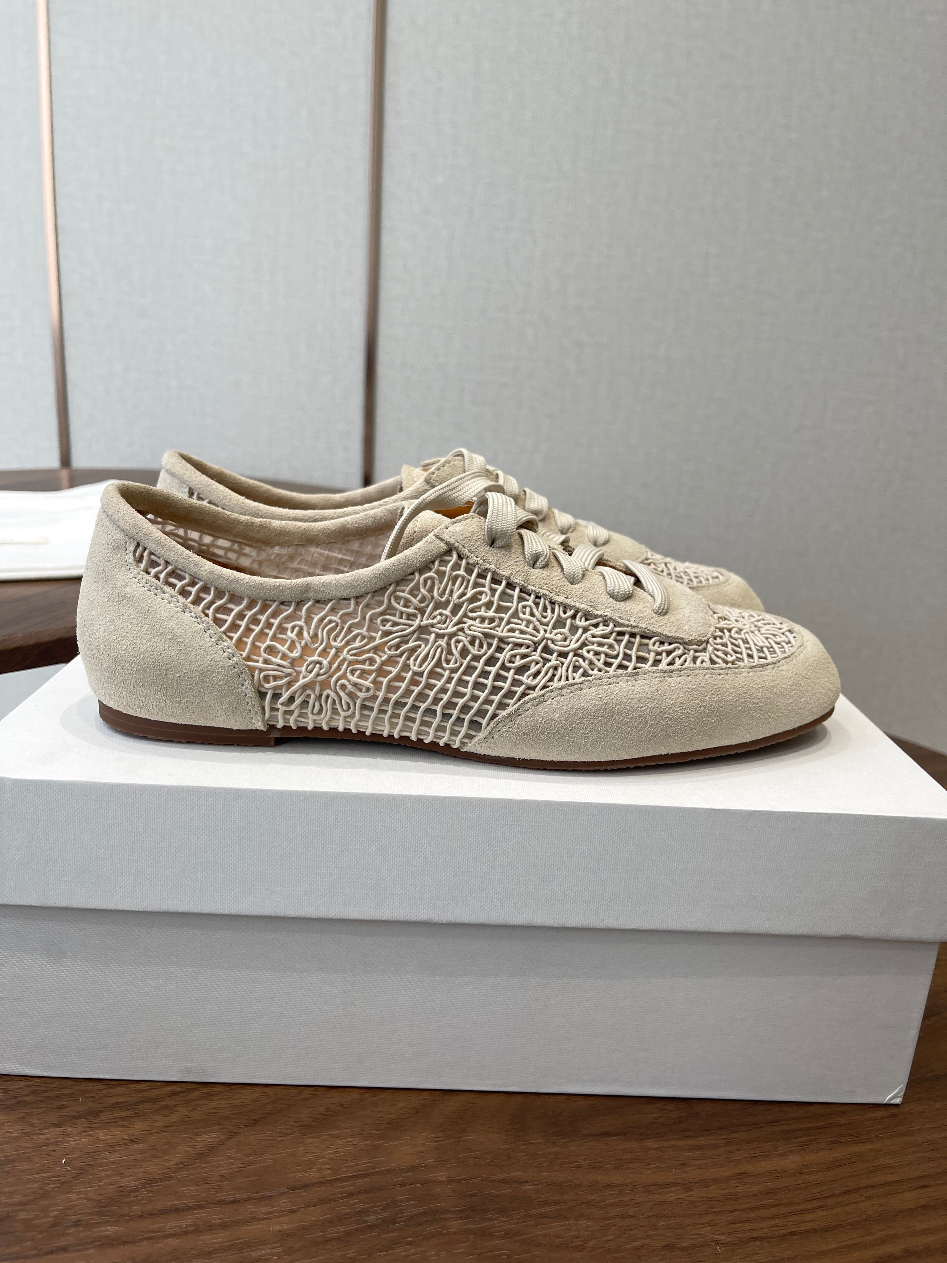 THE ROW 26S LACE UP SNEAKERS IN IVORY BEIGE SUEDE