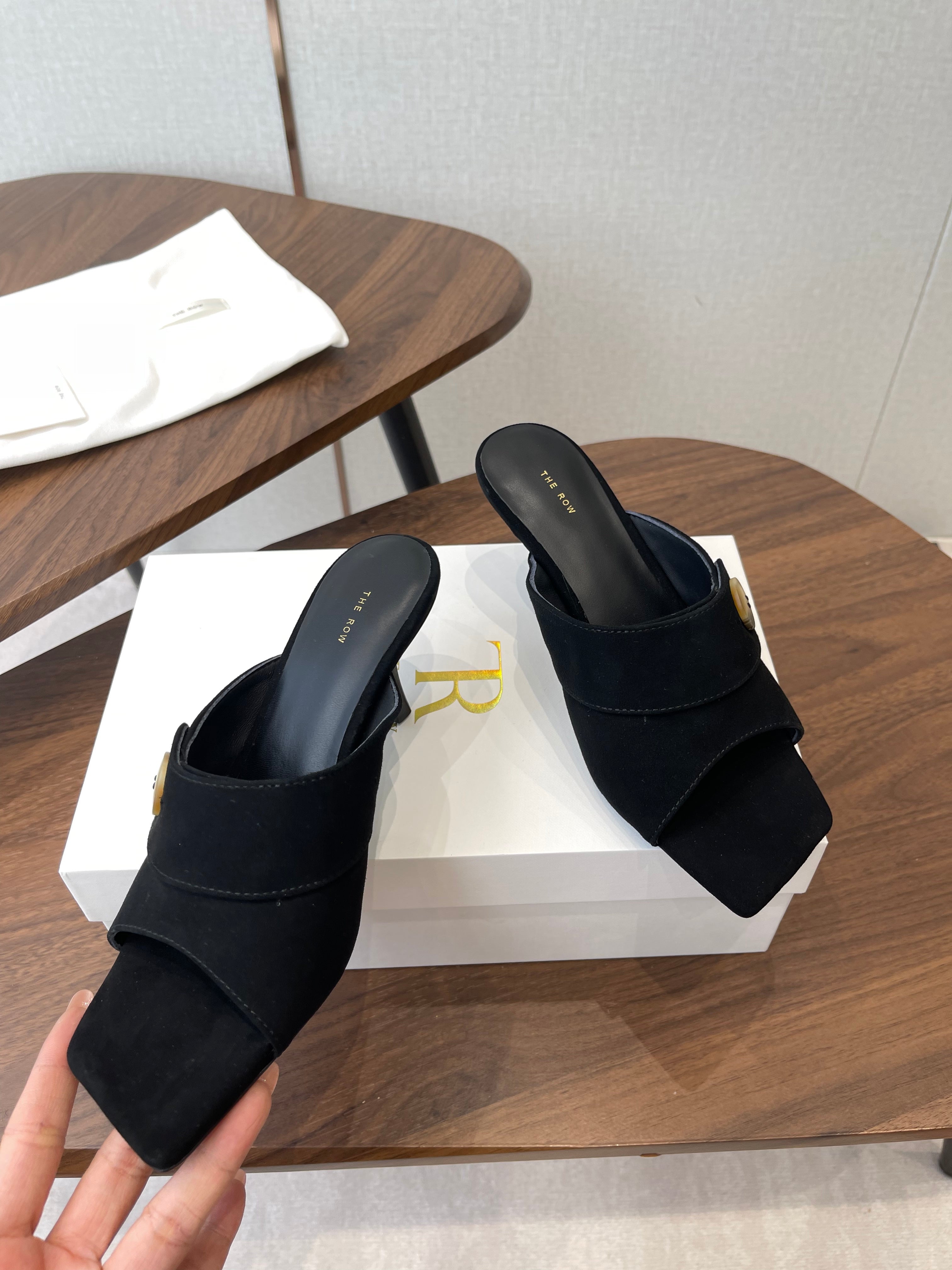 THE ROW 26S BUTTON DETAIL MULE HEELS 70MM IN BLACK SUEDE