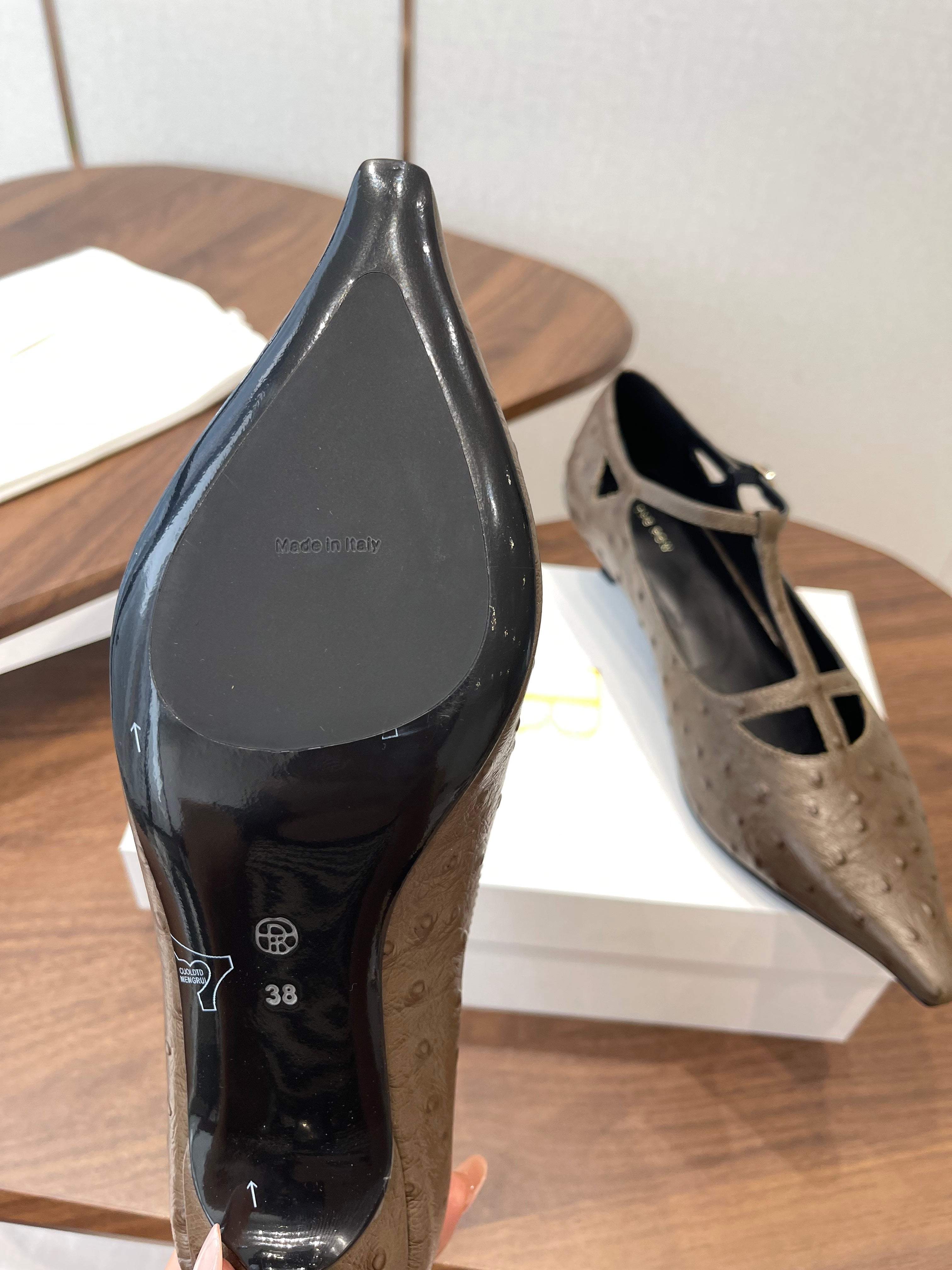 THE ROW 26S POINTED TOE T STRAP PUMPS 35MM IN BROWN CALFSKIN