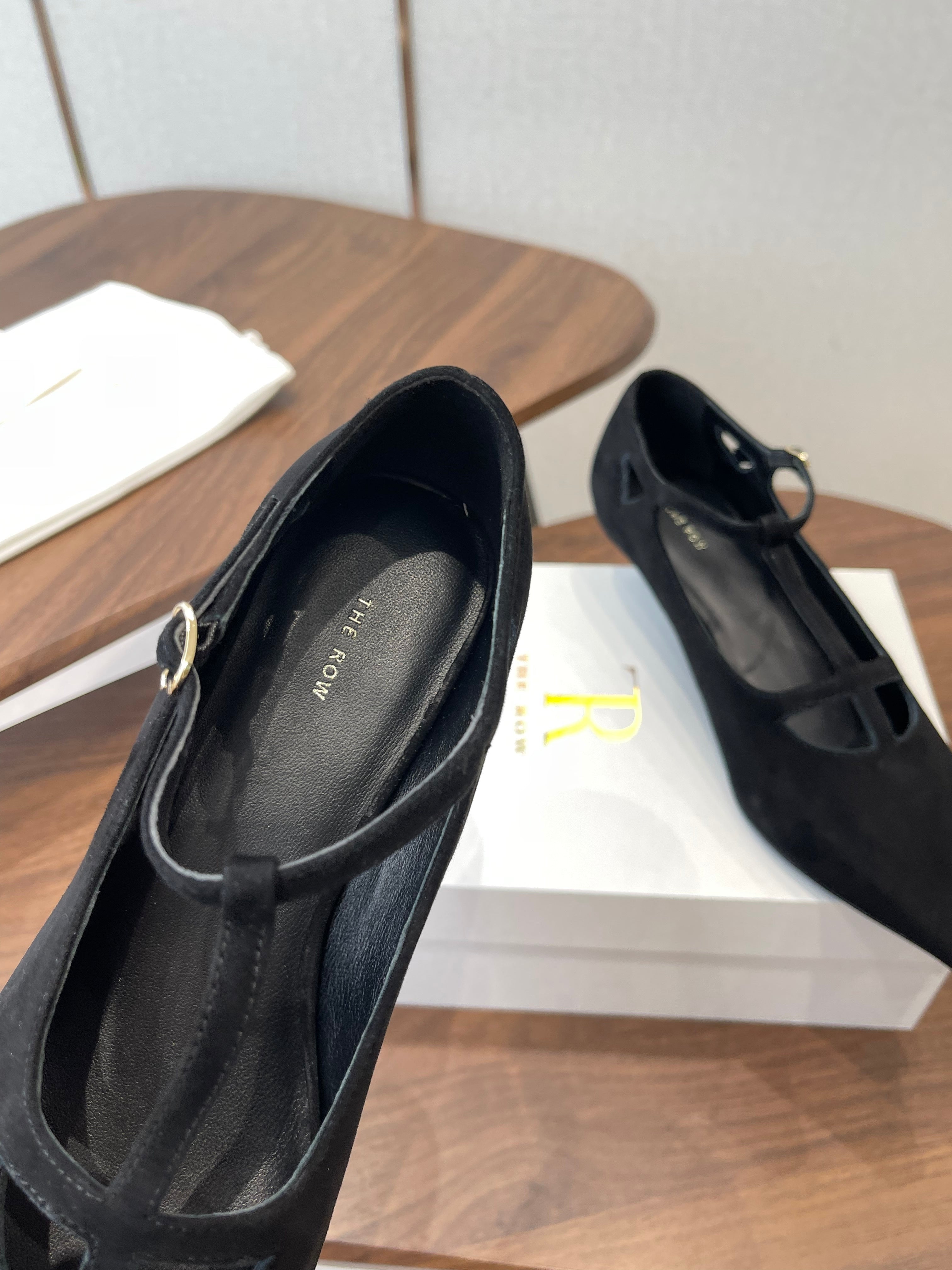 THE ROW 26S POINTED TOE T STRAP PUMPS 35MM IN BLACK SUEDE
