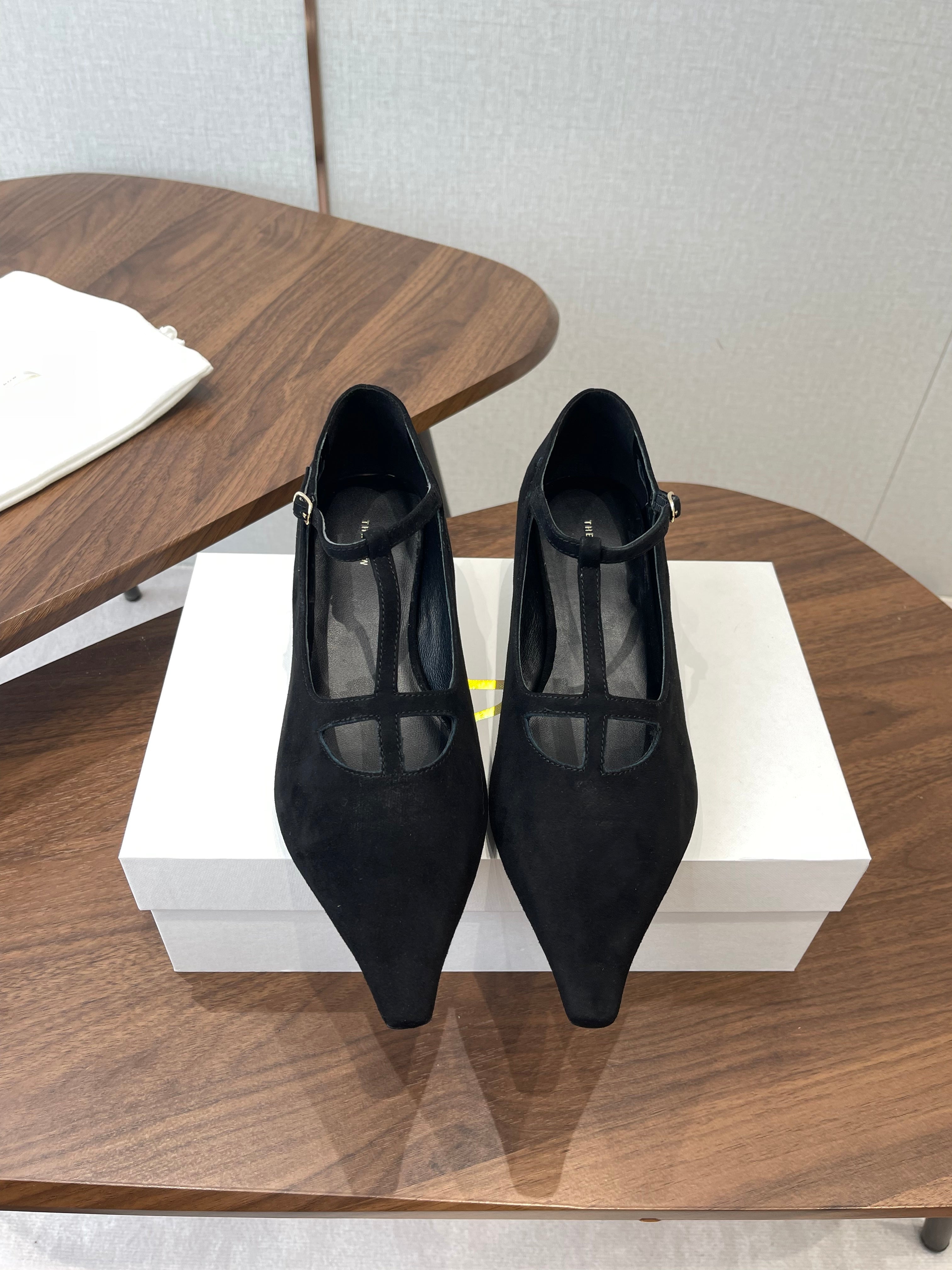 THE ROW 26S POINTED TOE T STRAP PUMPS 35MM IN BLACK SUEDE