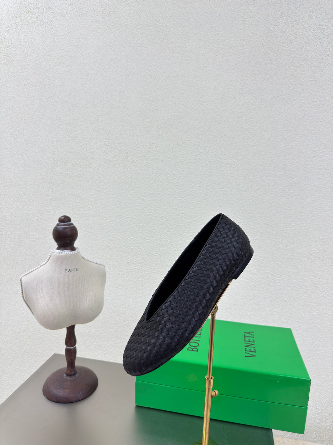 BOTTEGA VENETA 26S BALLET FLATS IN BLACK WOVEN LAMBSKIN
