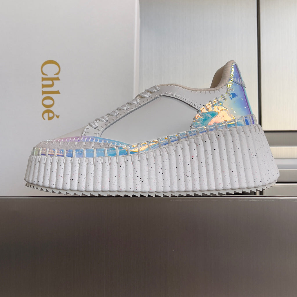 CHLOÉ 26S WEDGE SNEAKERS 70 MM IN WHITE CALFSKIN AND HOLOGRAM