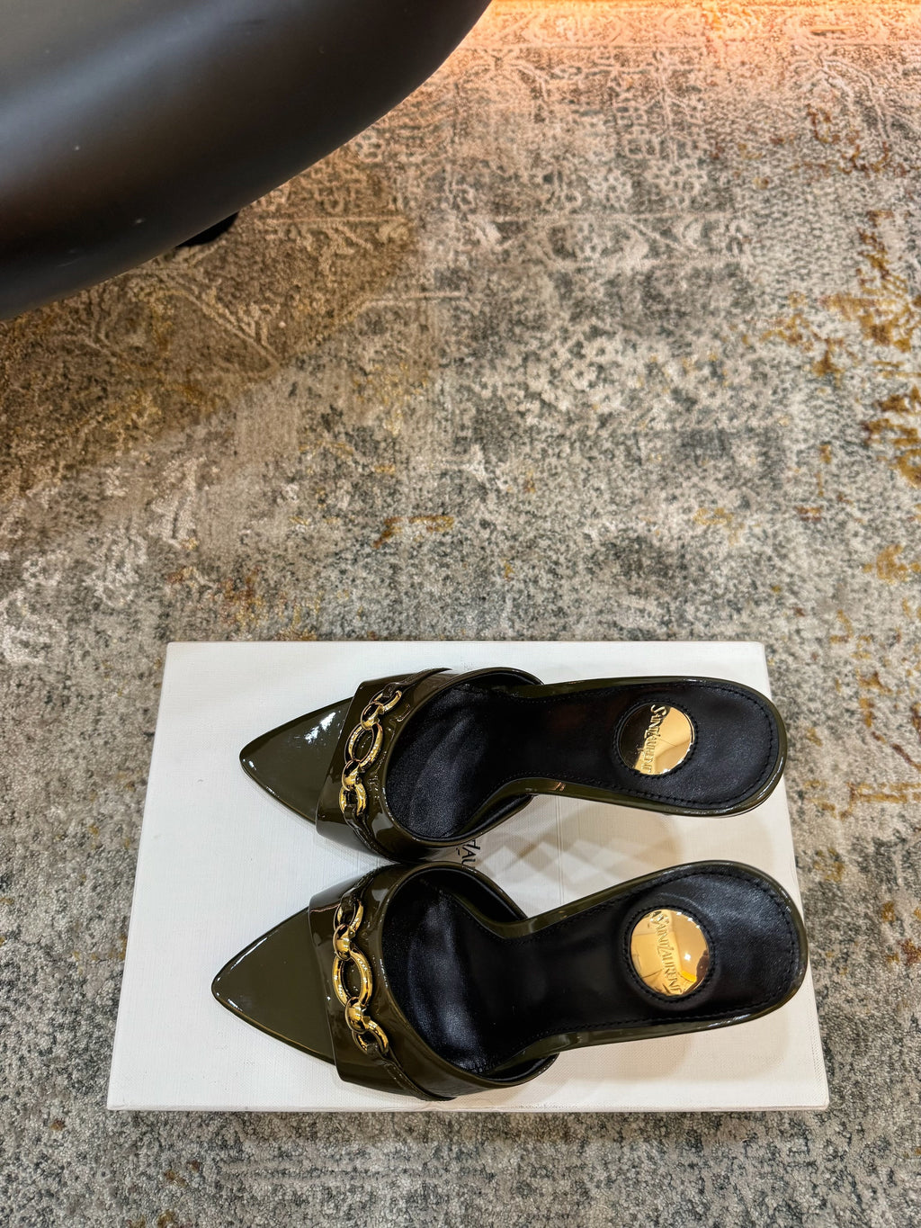 YSL 26S POINTED TOE HIGH HEEL SANDALS 100 MM IN DARK OLIVE GREEN GLOSSY CALFSKIN