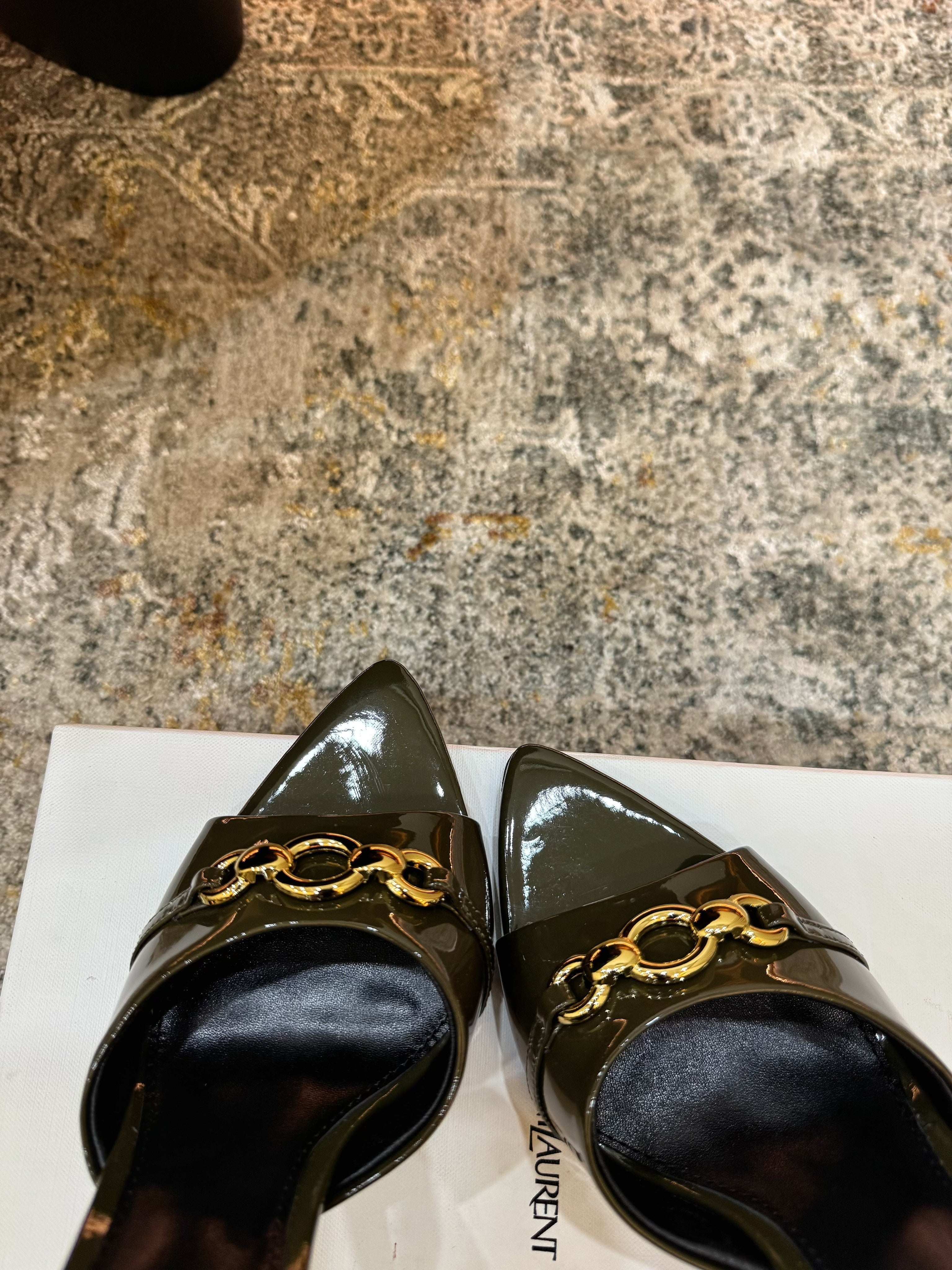 YSL 26S POINTED TOE HIGH HEEL SANDALS 100 MM IN DARK OLIVE GREEN GLOSSY CALFSKIN