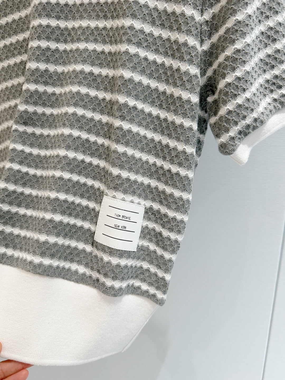 THOM 26S SHORT-SLEEVE KNIT TOP STYLE 196