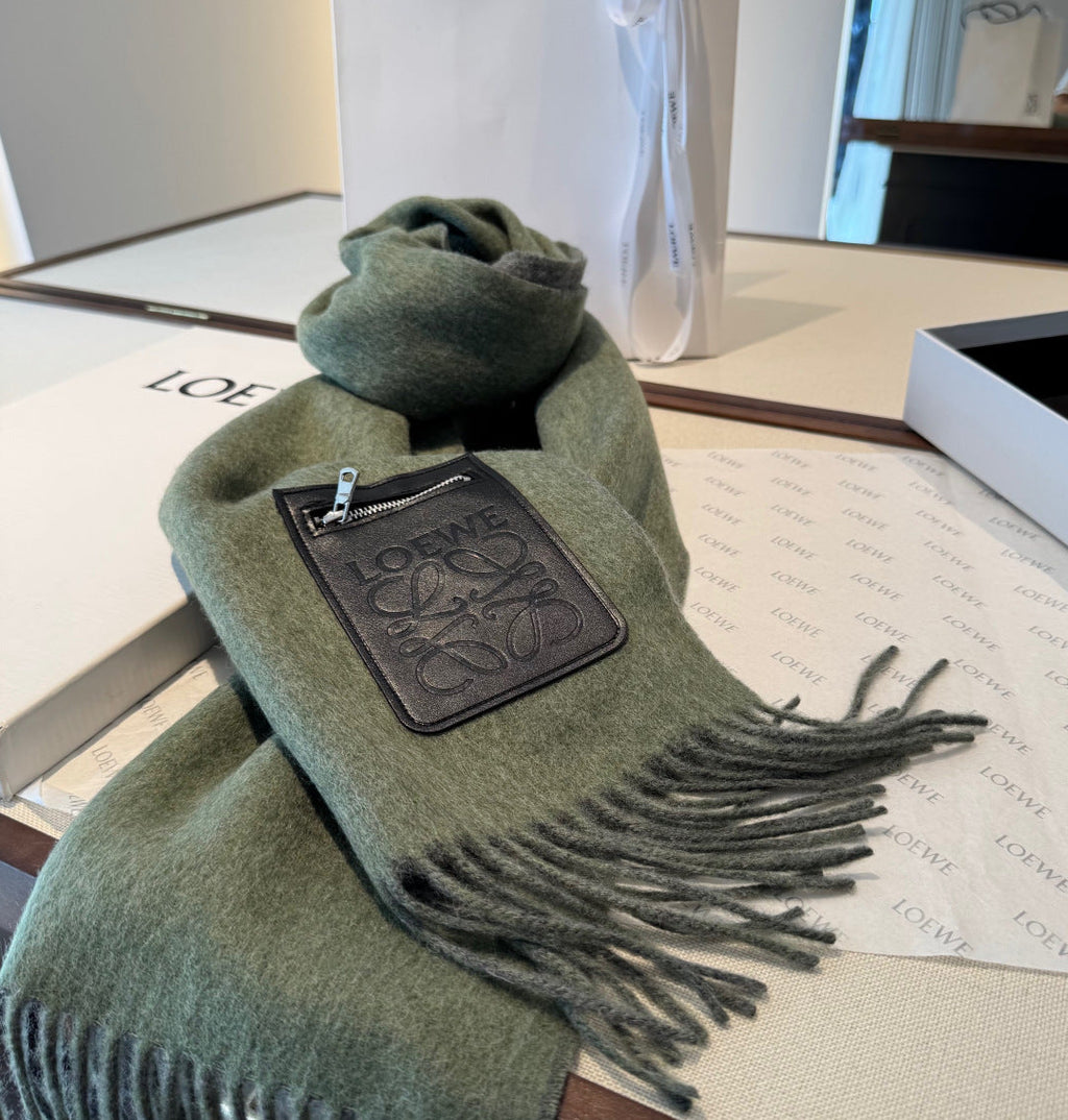 LOEWE 26S SCARF 180 IN CASHMERE WOOL 147441