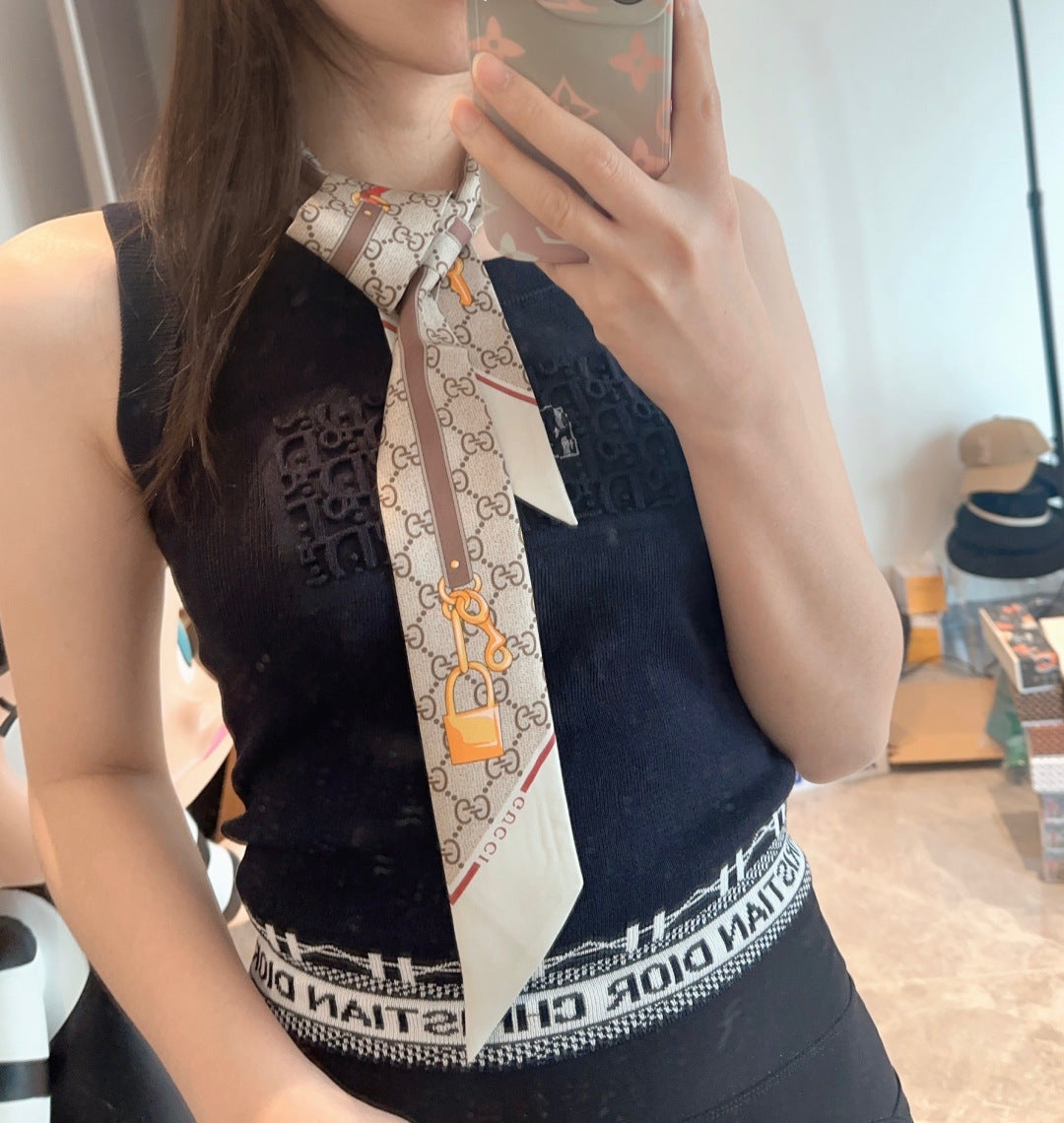 GUCCI 26S SCARF 120 IN SILK 311705