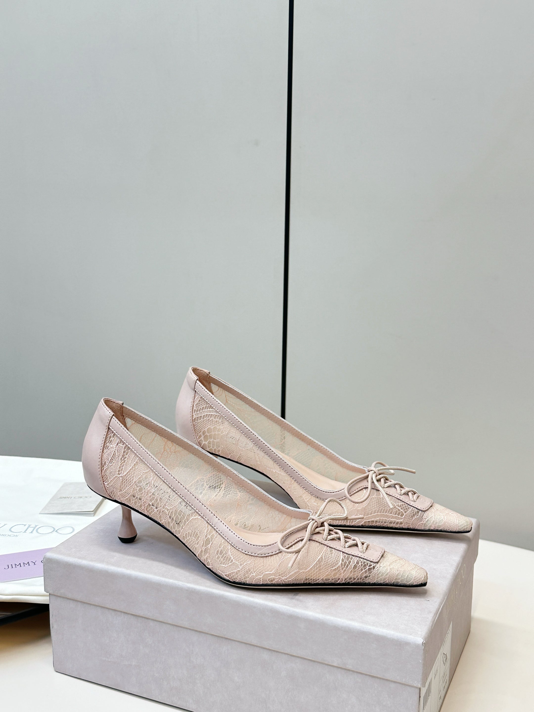 JIMMY CHOO 26S LACE-UP HEELS IN LIGHT NUDE PINK LACE AND LAMBSKIN