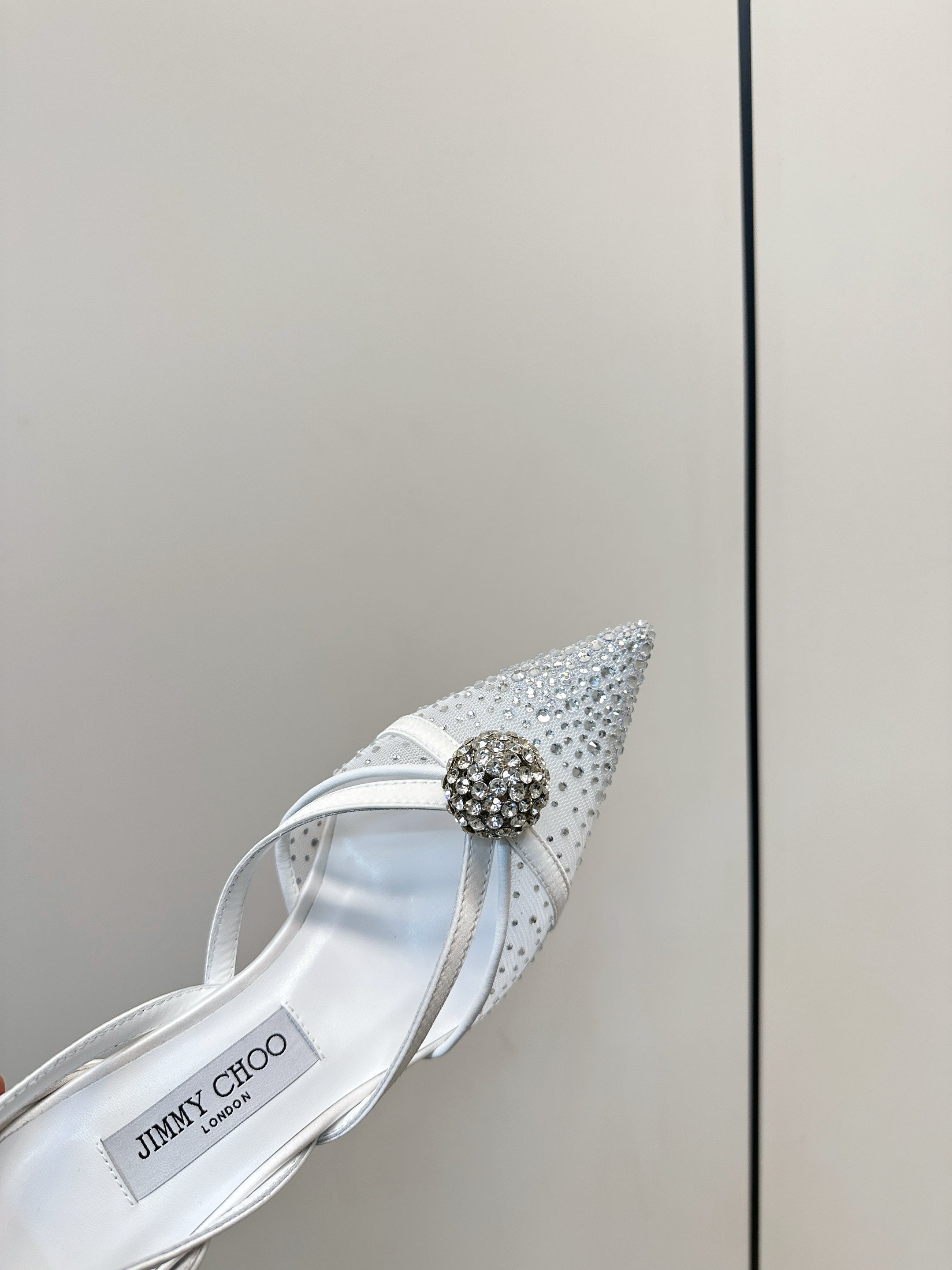 JIMMY CHOO 26S POINTED-TOE HIGH HEELS IN WHITE CRYSTAL EMBELLISHMENT