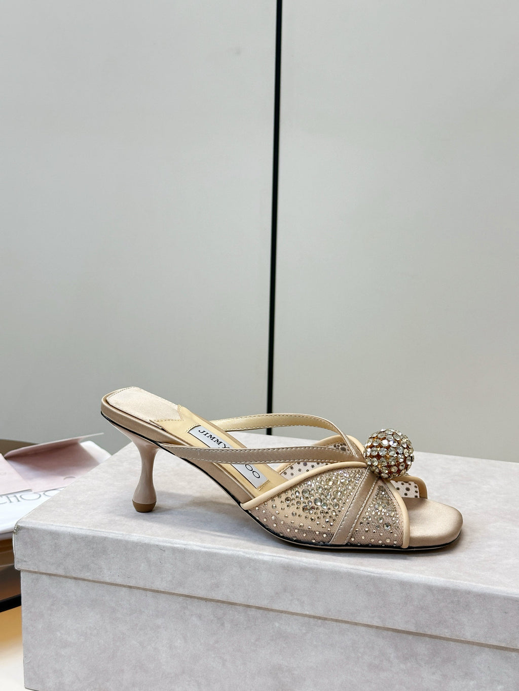 JIMMY CHOO 26S SACORA MULE 80 MM IN BEIGE CRYSTAL EMBELLISHMENT