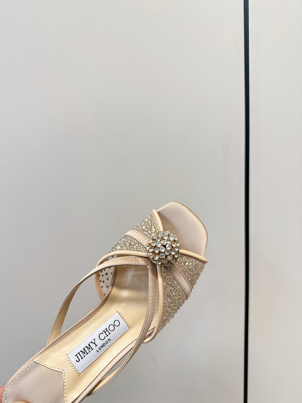 JIMMY CHOO 26S SACORA MULE 80 MM IN BEIGE CRYSTAL EMBELLISHMENT