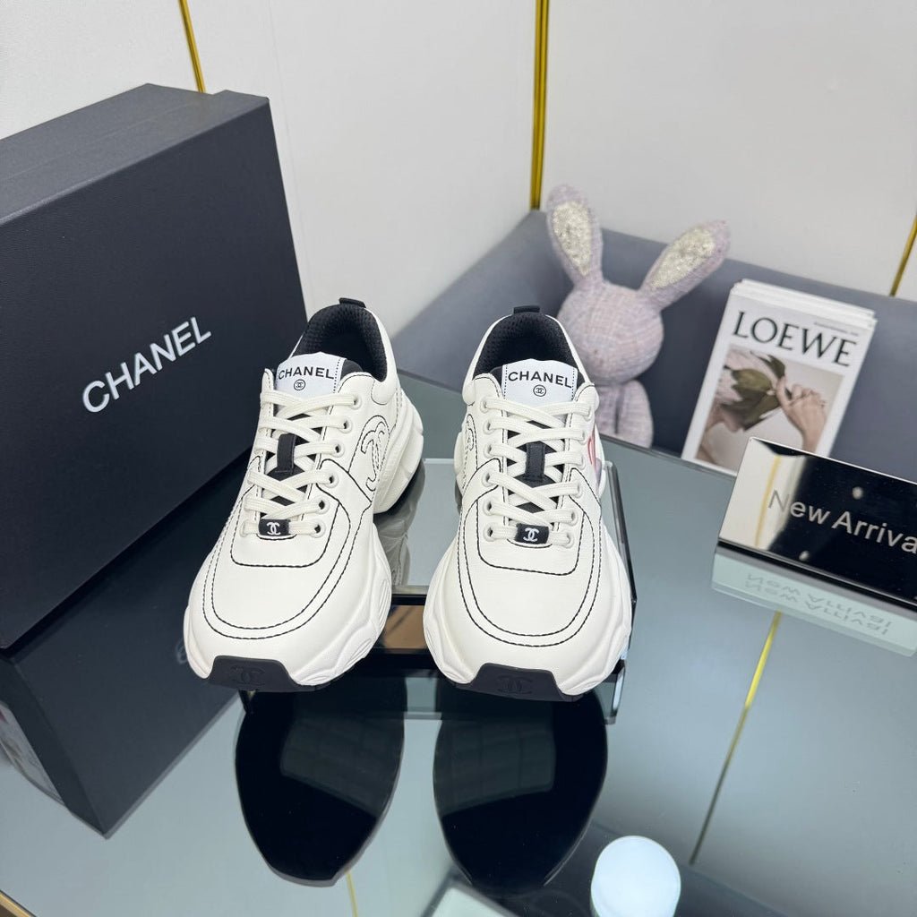 TRAINERS SNEAKER IN WHITE CALFSKIN WITH STICKER 238622