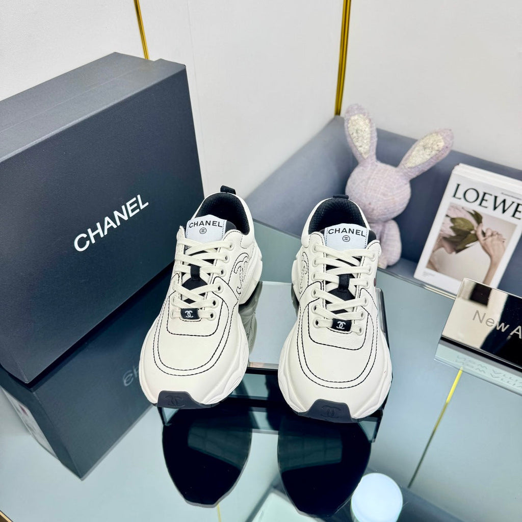 TRAINERS SNEAKER IN WHITE CALFSKIN WITH STICKER 238629
