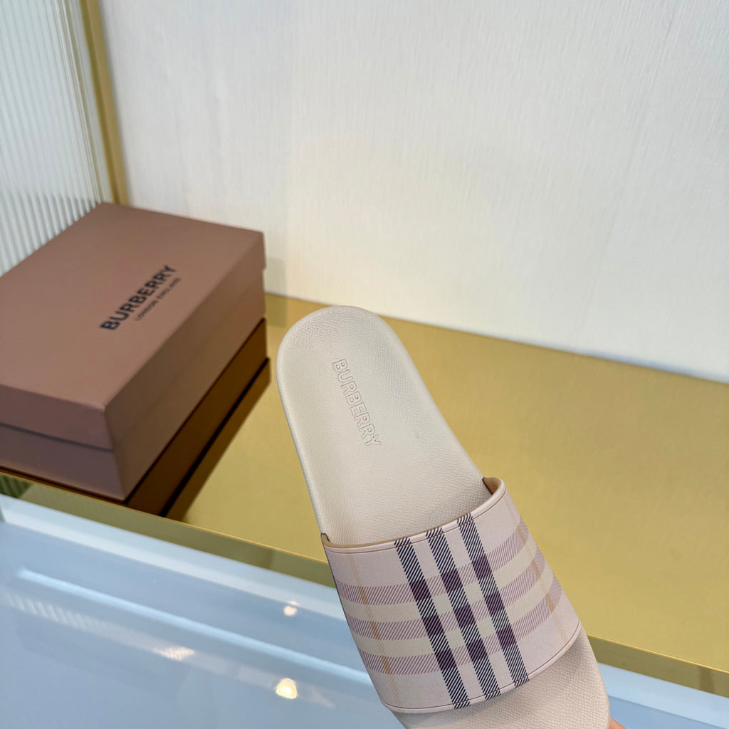 BURBERRY 26S SLIDES SANDAL IN DUSTY BEIGE CALFSKIN