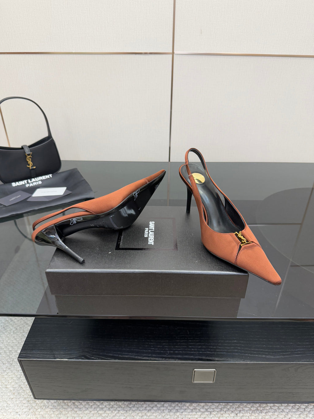 YSL 25S SLINGBACK HIGH HEELS 90 MM IN COGNAC BROWN SATIN WITH GOLD HARDWARE STYLE 15