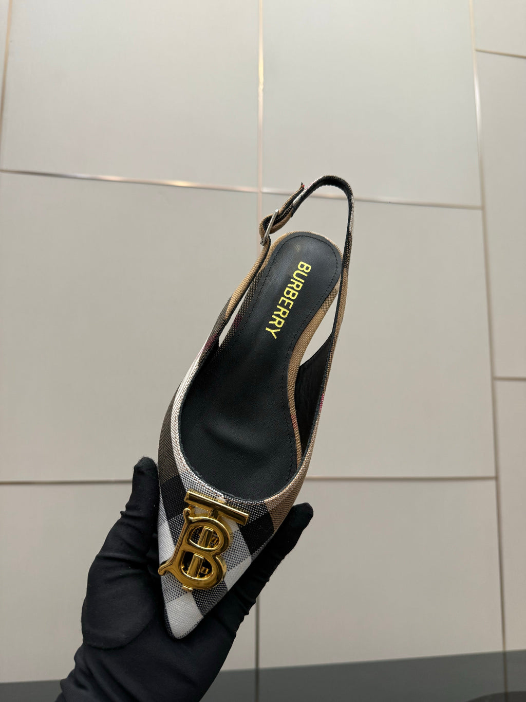 BURBERRY 26S SLINGBACK HEELS 85 MM IN STRIPED COLOR COORDINATION FABRIC WITH GOLD HARDWARE STYLE 6