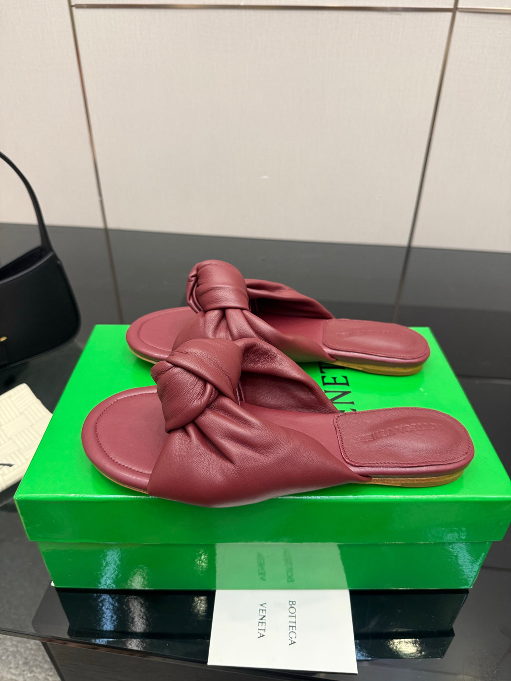 BOTTEGA VENETA 26S SLIDE SANDALS IN DARK RED LAMBSKIN