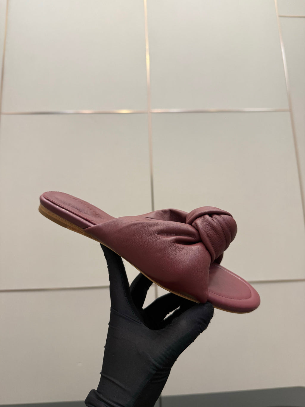 BOTTEGA VENETA 26S SLIDE SANDALS IN DARK RED LAMBSKIN