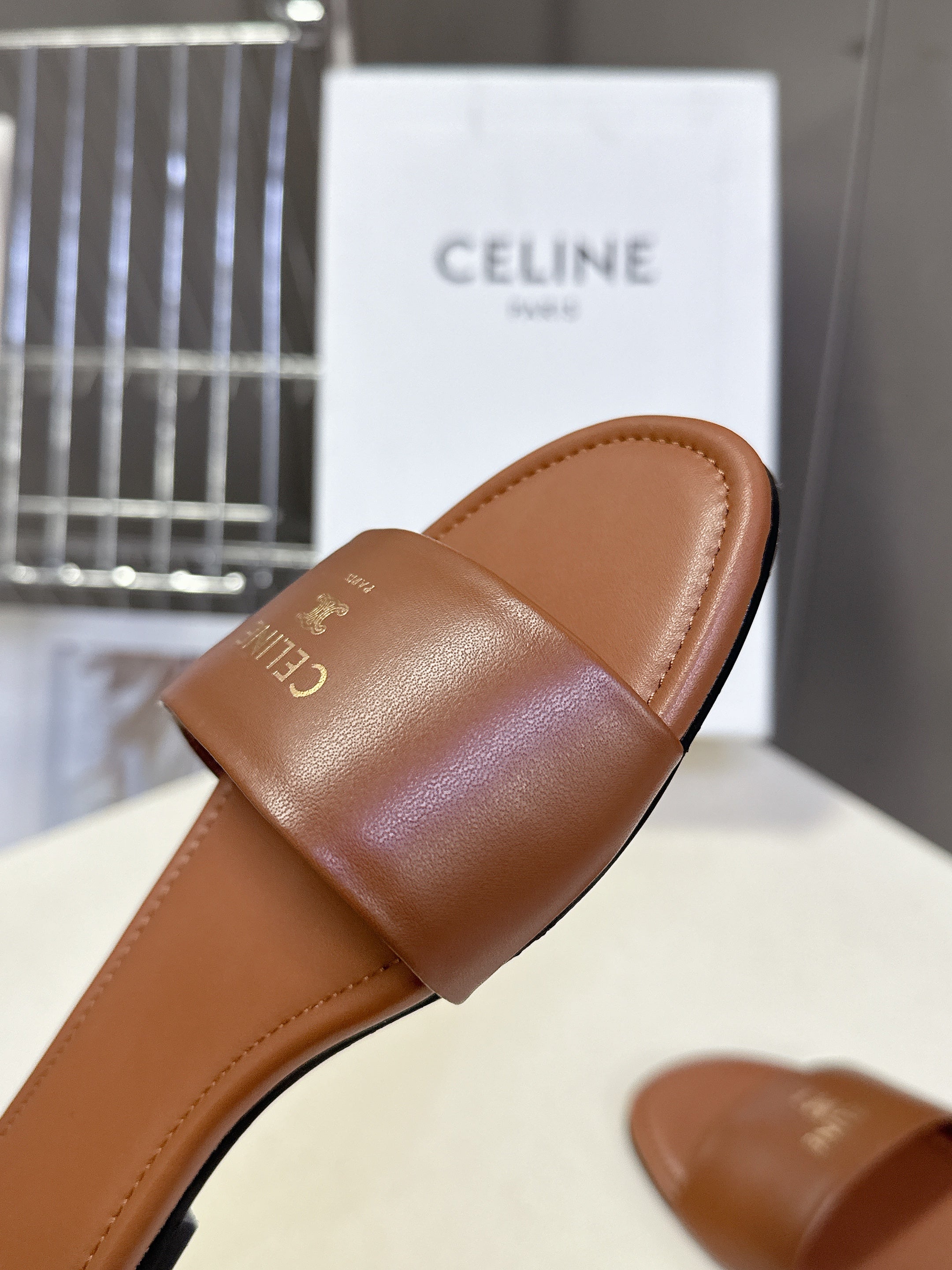 CELINE 26S FLAT SLIDES IN CARAMEL BROWN LAMBSKIN