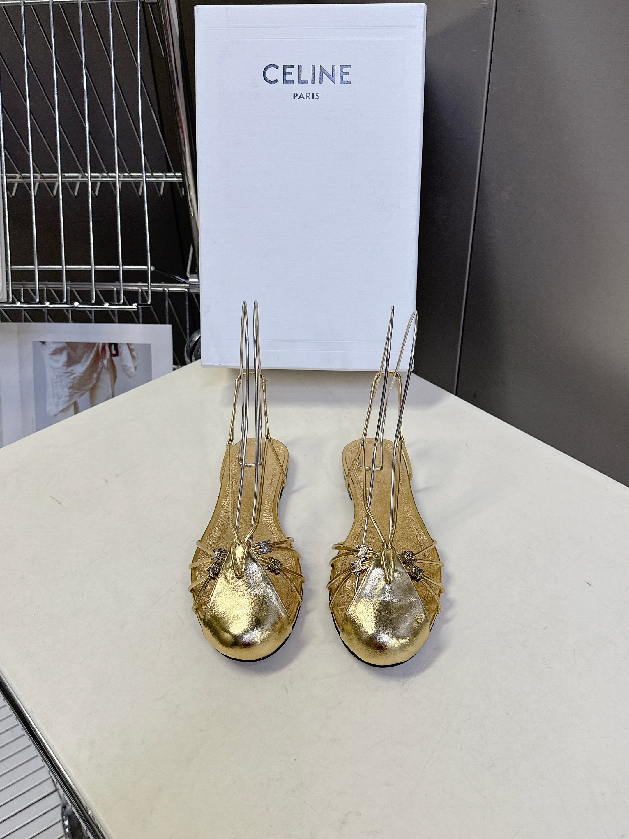 CELINE 26S TRIOMPHE LACE UP ANKLE STRAP FLAT SANDALS IN GOLD CALFSKIN