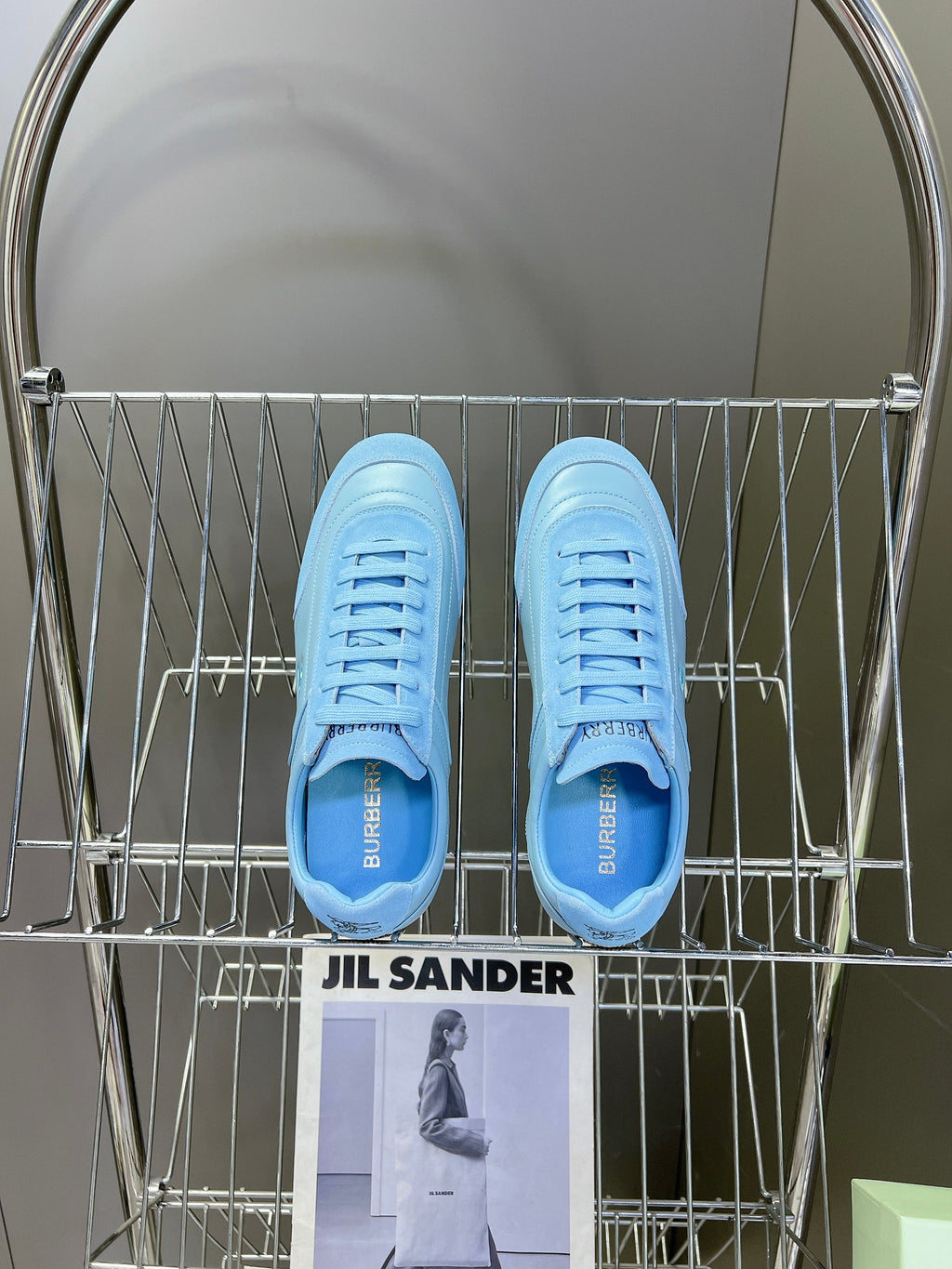 BURBERRY 26S LOW TOP SNEAKERS IN BLUE CALFSKIN AND SUEDE