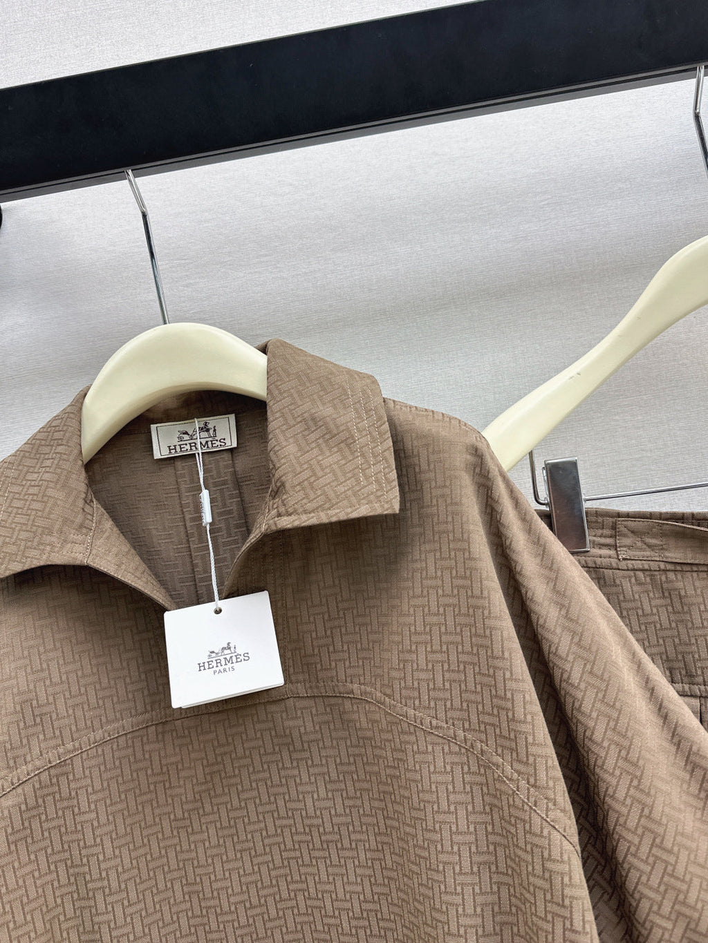 HERMES 26S SHIRT AND SKIRT SET 523