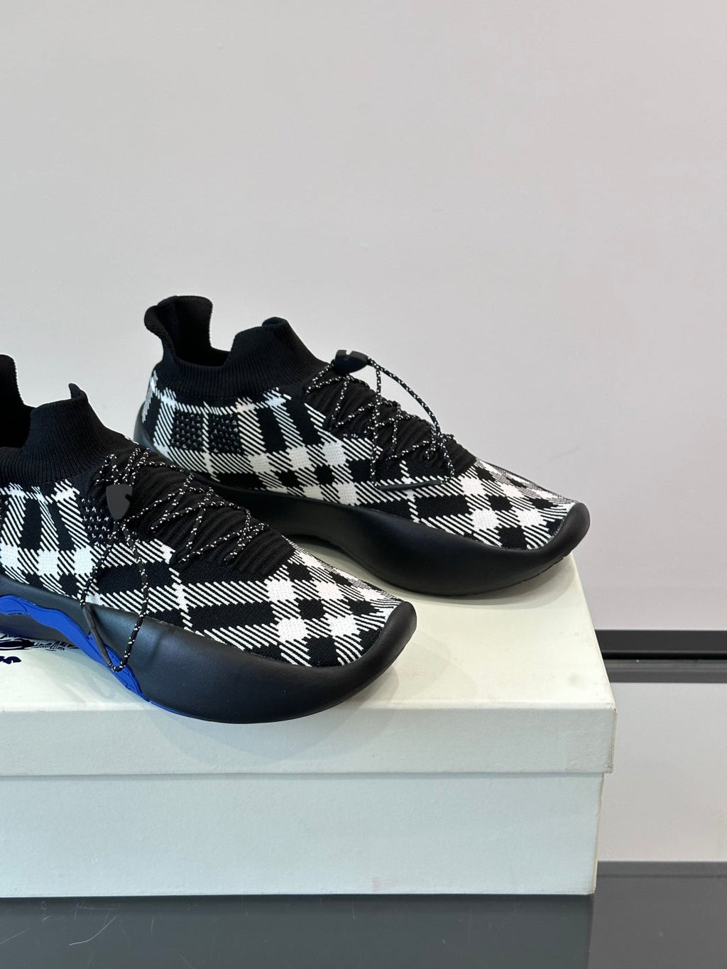 BURBERRY 26S CHECK KNIT SOCK SNEAKERS IN BLACK AND WHITE FABRIC