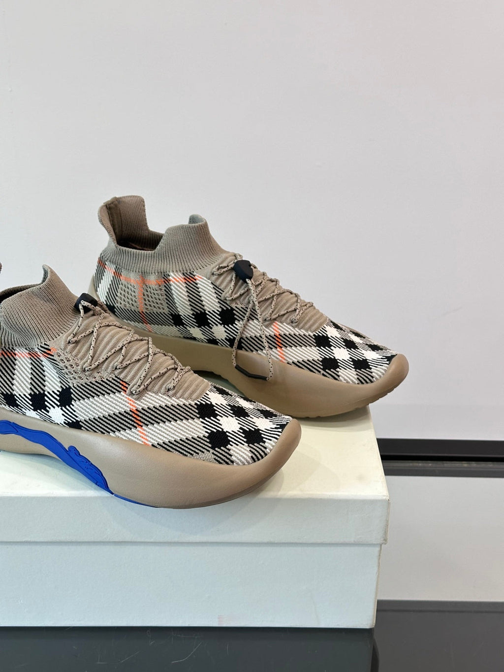 BURBERRY 26S CHECK KNIT SOCK SNEAKERS IN ARCHIVE BEIGE FABRIC