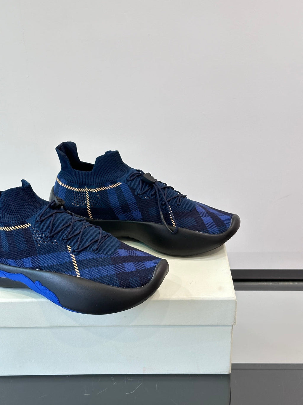 BURBERRY 26S CHECK KNIT SOCK SNEAKERS IN NAVY BLUE FABRIC