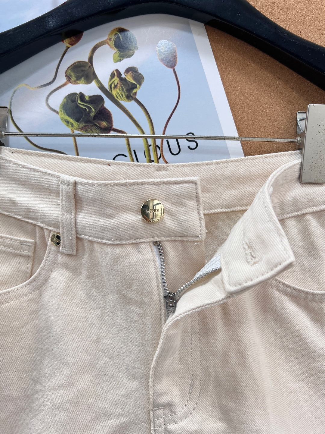 FENDI 26S SHORTS 071