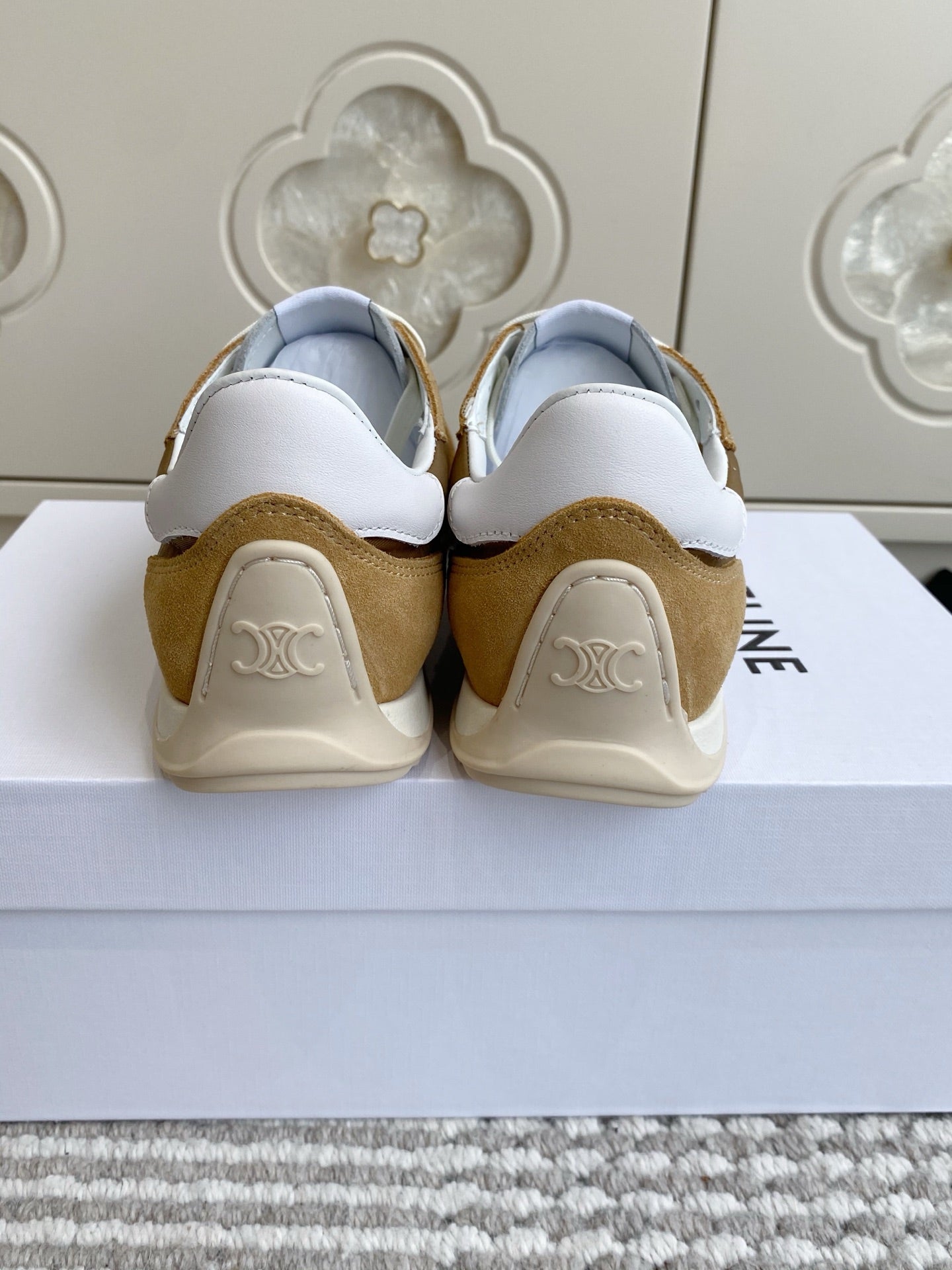 CELINE 26S RUNNER SNEAKERS IN SAND BEIGE SUEDE AND CARAMEL BROWN NYLON