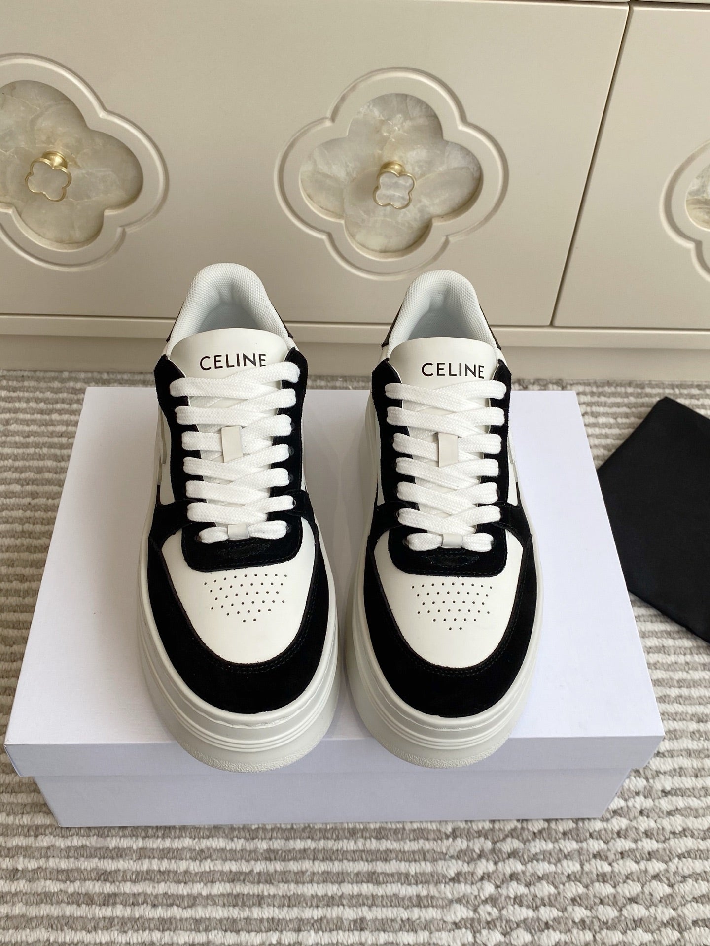 CELINE 26S WEDGE SNEAKERS 50MM IN WHITE CALFSKIN AND BLACK SUEDE