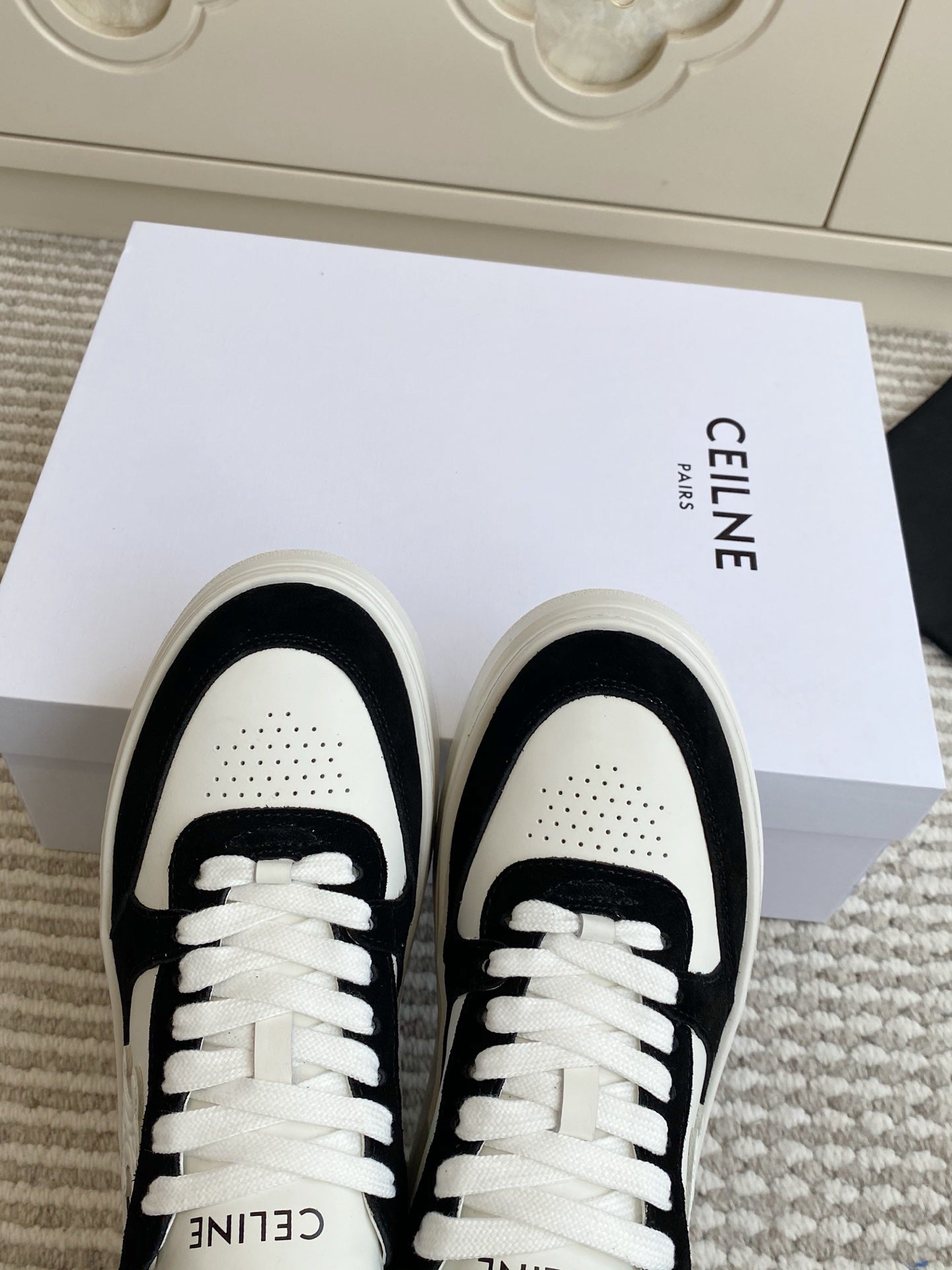 CELINE 26S WEDGE SNEAKERS 50MM IN WHITE CALFSKIN AND BLACK SUEDE