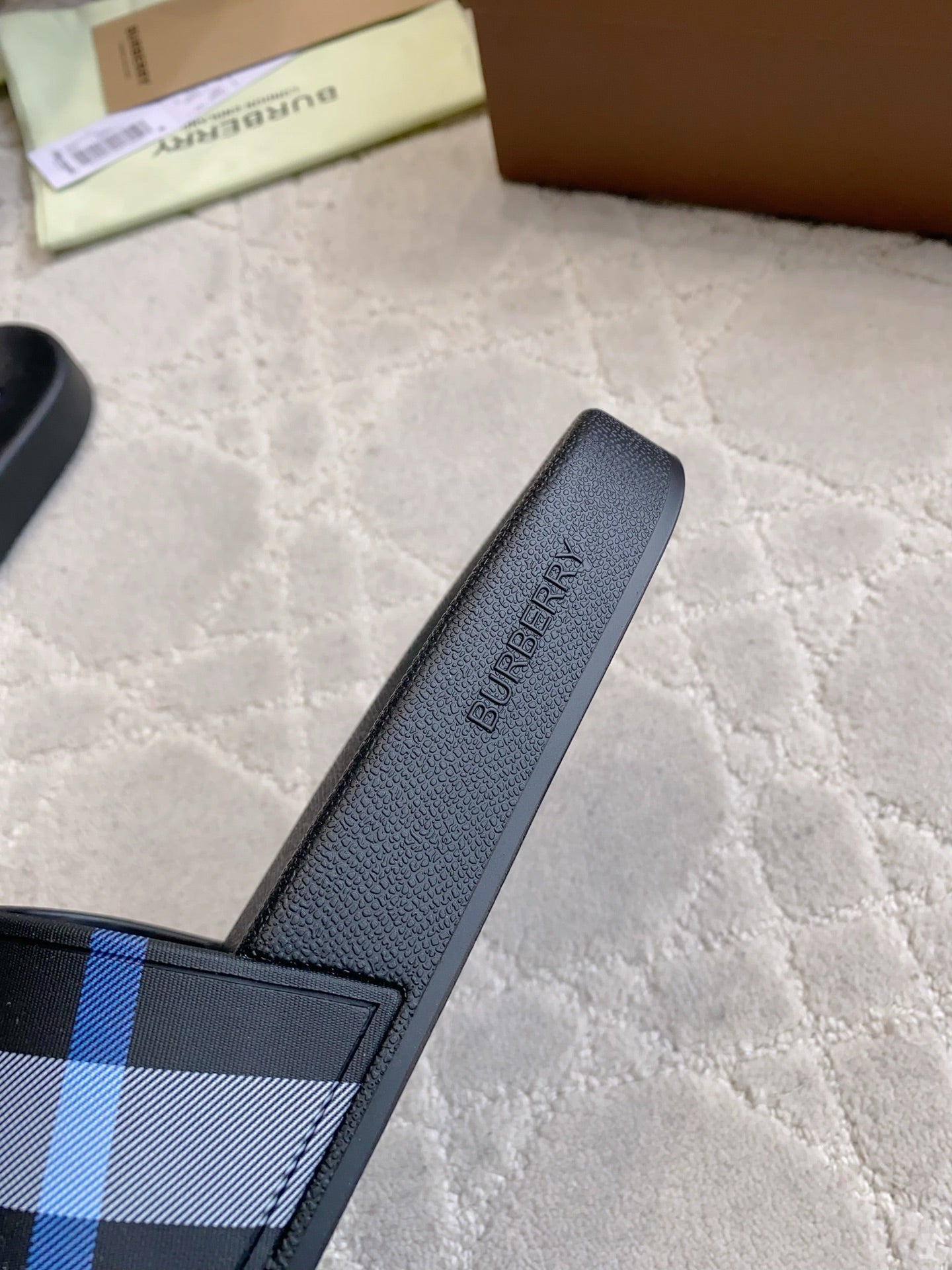 BURBERRY 26S CHECK PRINT RUBBER SLIDES IN BLACK CALFSKIN