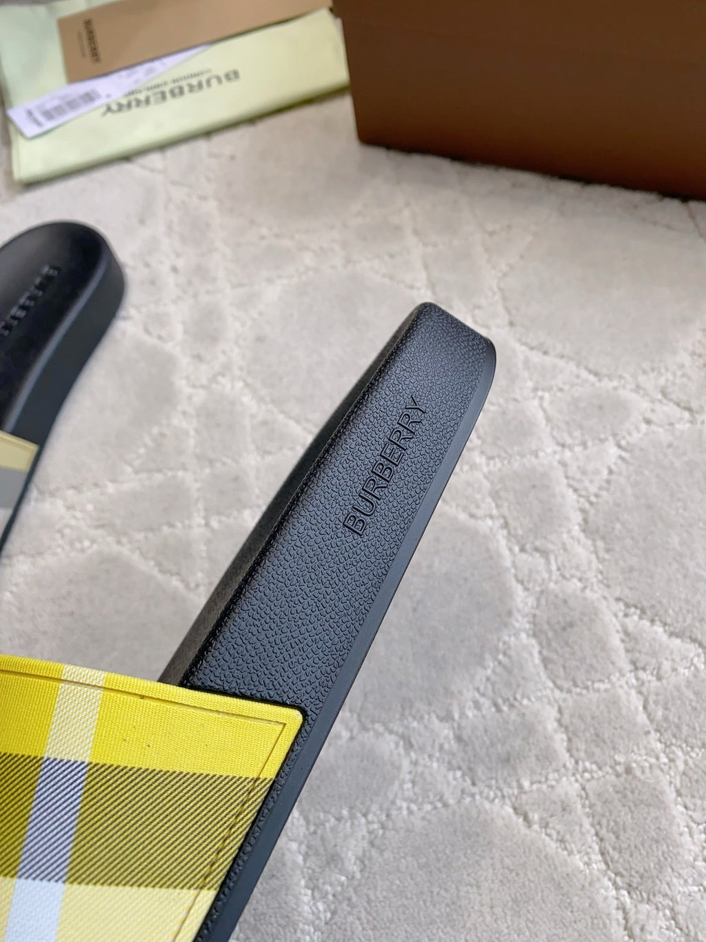 BURBERRY 26S CHECK RUBBER SLIDES IN LIME YELLOW CHECK CALFSKIN