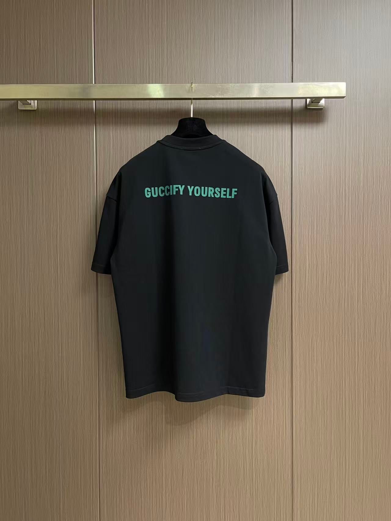 GUCCI 26S SHORT-SLEEVE CREWNECK T-SHIRT 429