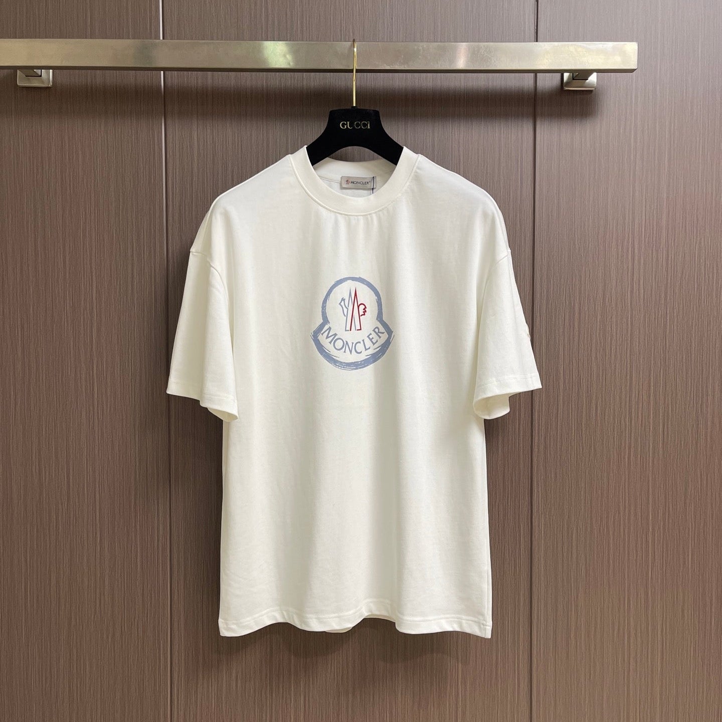 MONCLER 26S SHORT-SLEEVE T-SHIRT 689