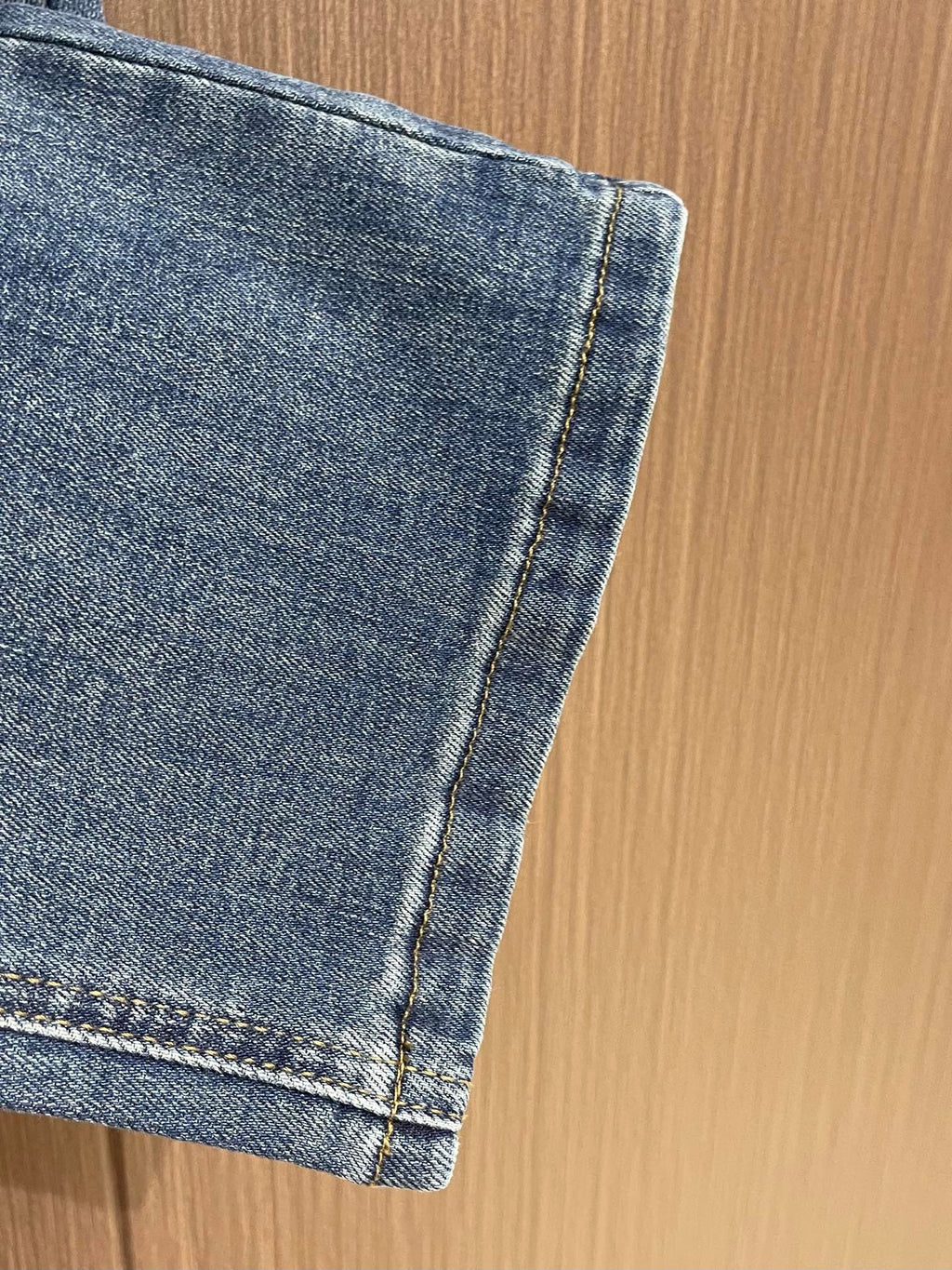 PRADA 26S JEANS STYLE 927