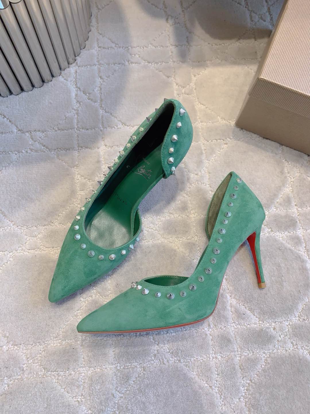 IRIZA PUMPS 85MM IN GREEN SUEDE SILVER SPIKES