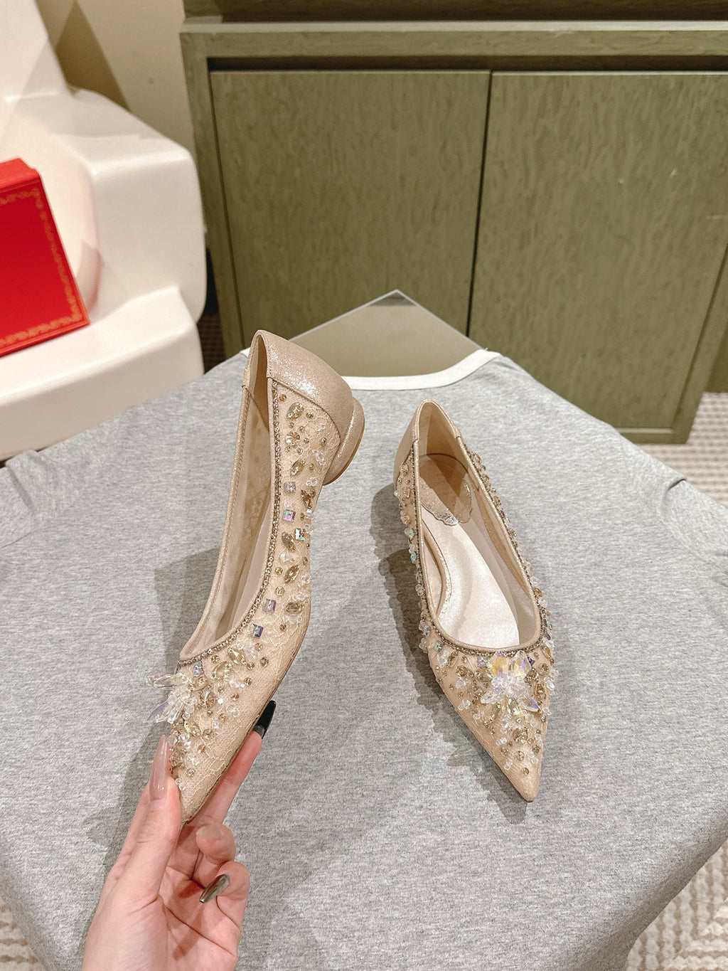 RENE CAOVILLA 26S BALLET FLATS IN BEIGE LACE FABRIC CRYSTAL EMBELLISHED