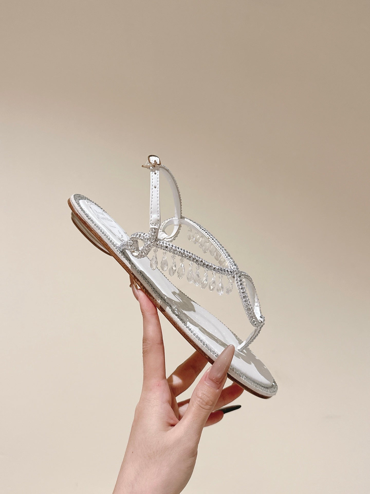 RENE CAOVILLA 26S THONG SANDALS IN WHITE LAMBSKIN CRYSTAL EMBELLISHED STRAP