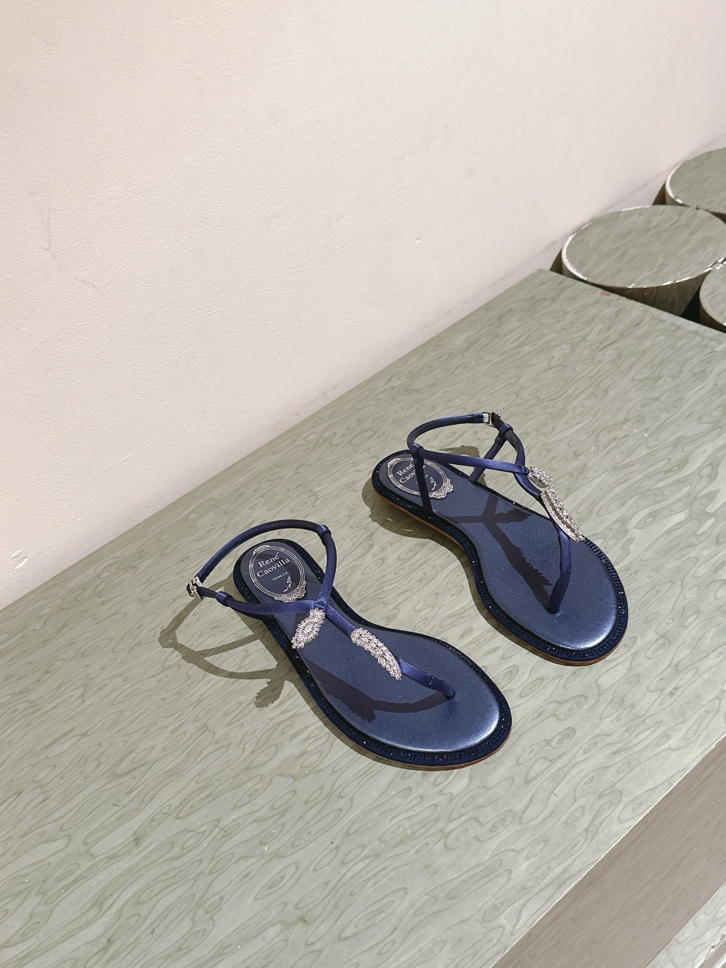 RENE CAOVILLA 26S THONG SANDALS IN NAVY BLUE LAMBSKIN