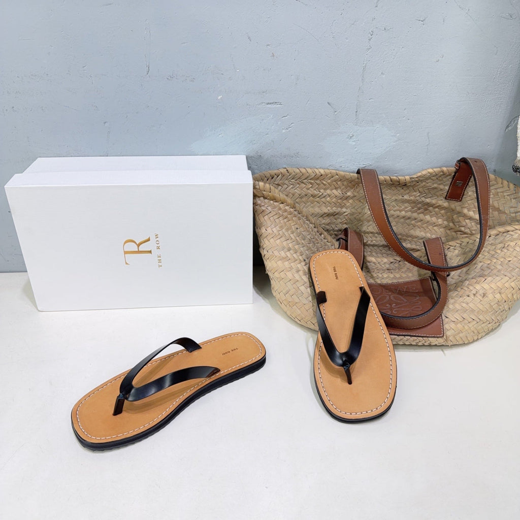 THE ROW 26S THONG SANDALS IN BROWN CALFSKIN BLACK STRAP