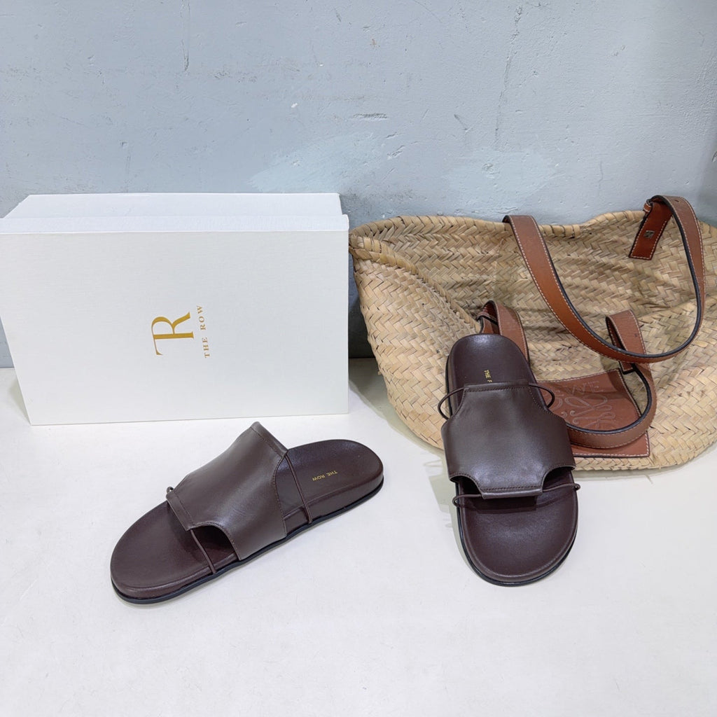THE ROW 26S STRAP SLIDES IN CHOCOLATE BROWN CALFSKIN